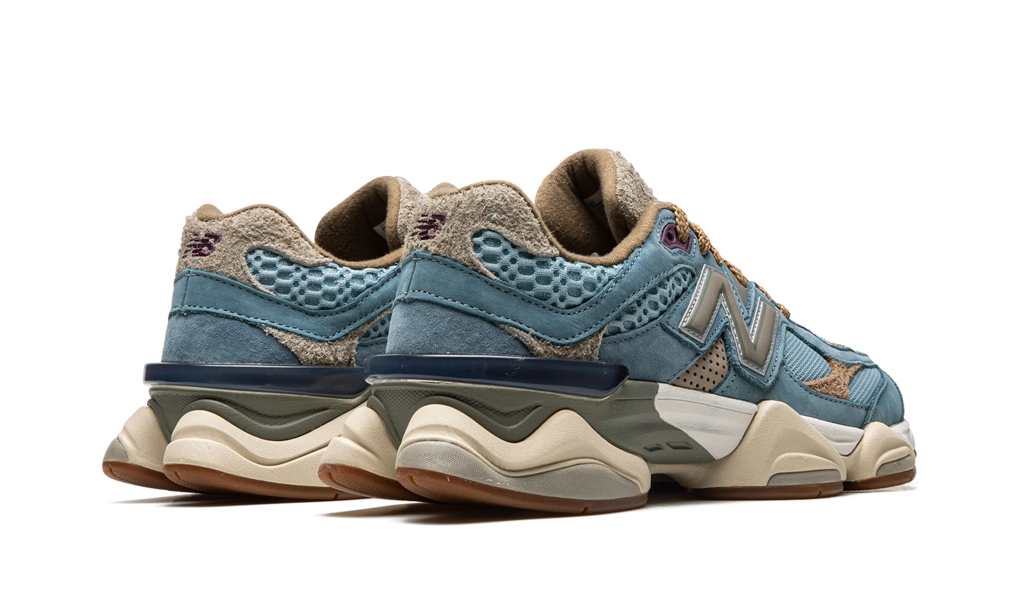 9060 "Bodega - Age of Discovery" NylonMesh running in mountains shoes