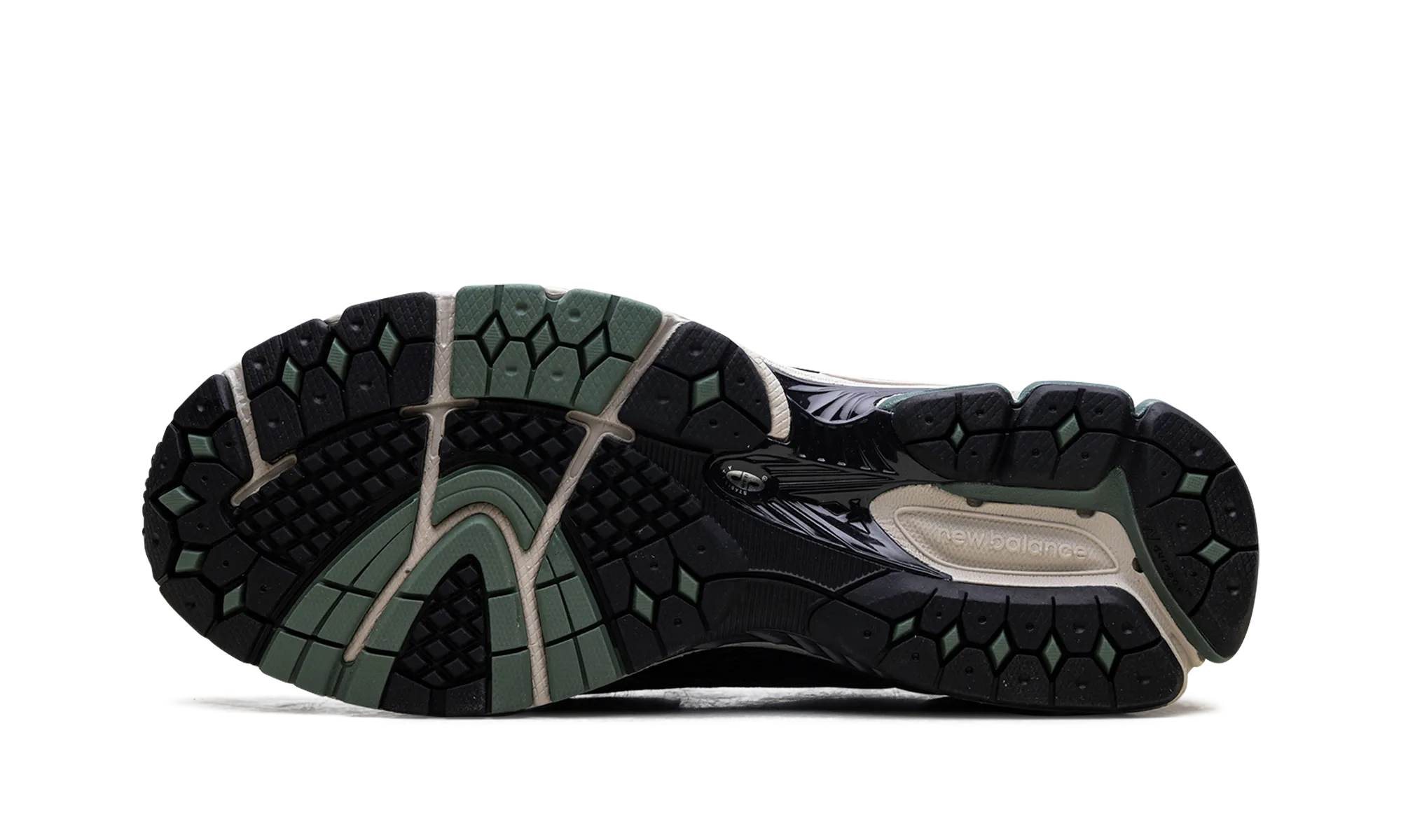 CloudTec running in a community run shoes 1906L "Silver Metallic Dark Juniper"