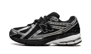 stripe - design shoes 1906R "Black Grey White"