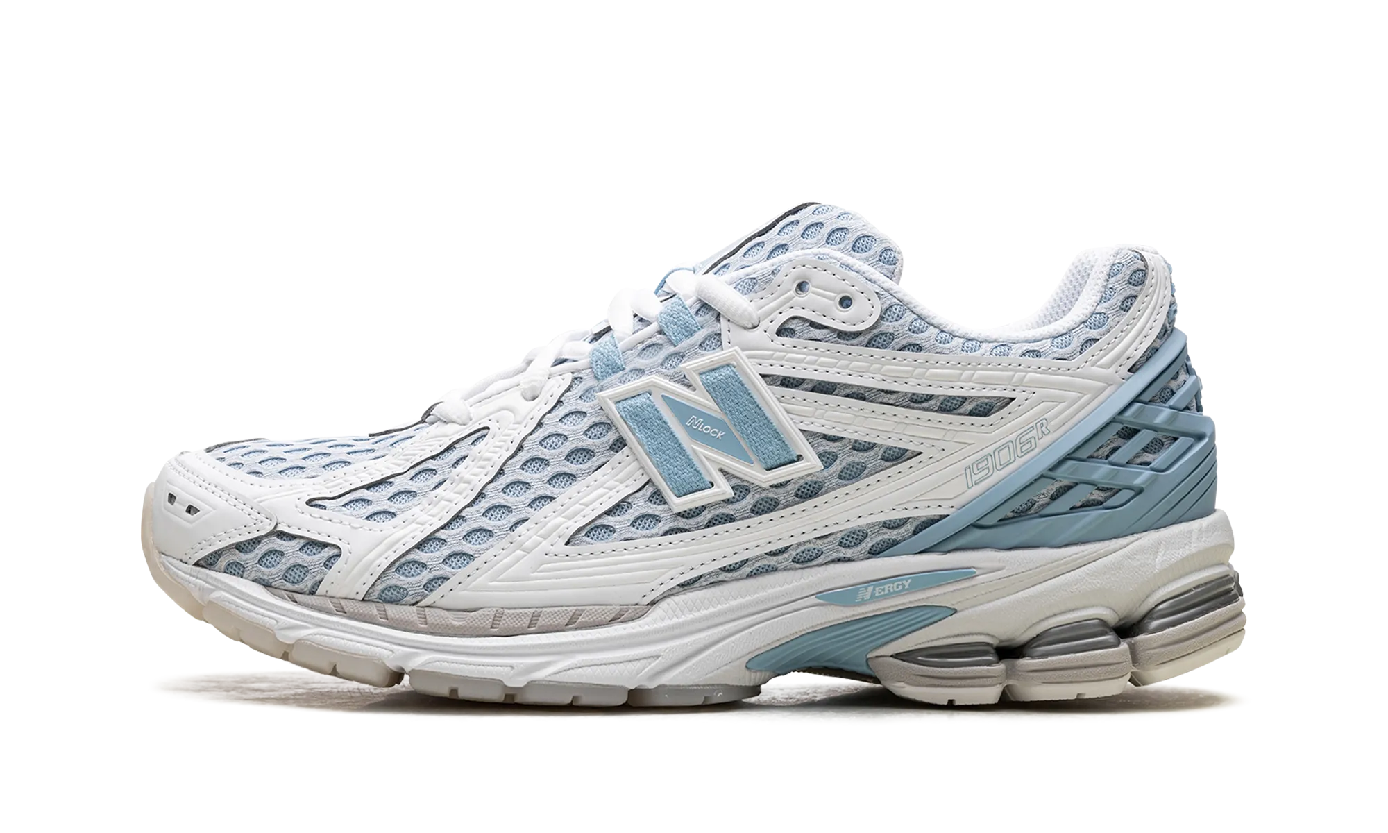 1906R "Chrome Blue" running in wet tracks shoes
