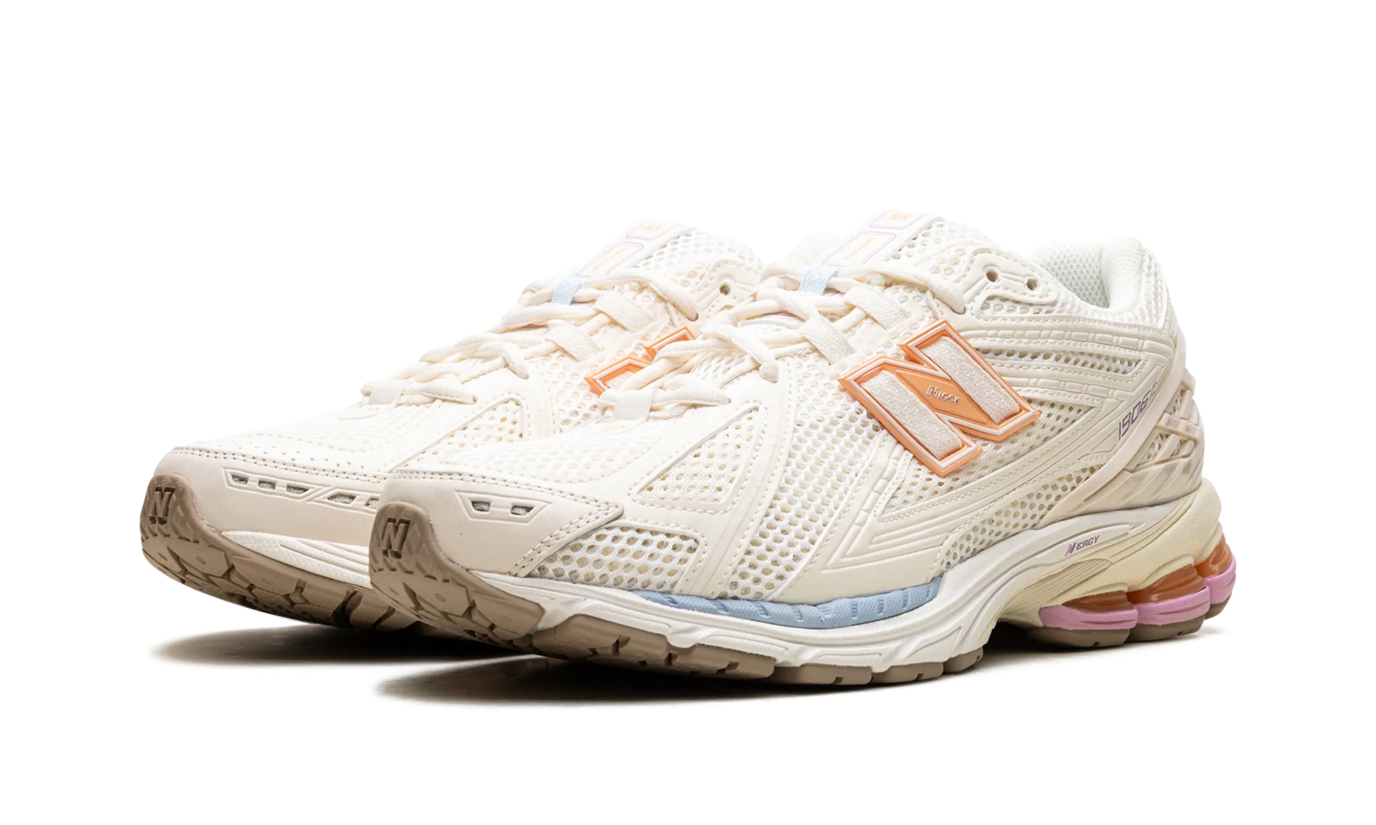 1906R "Pink Sugar" padded - comfort shoes