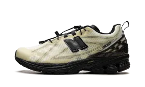 1906R "Pistachio Butter Black" Superior Cushioning warm - weather shoes