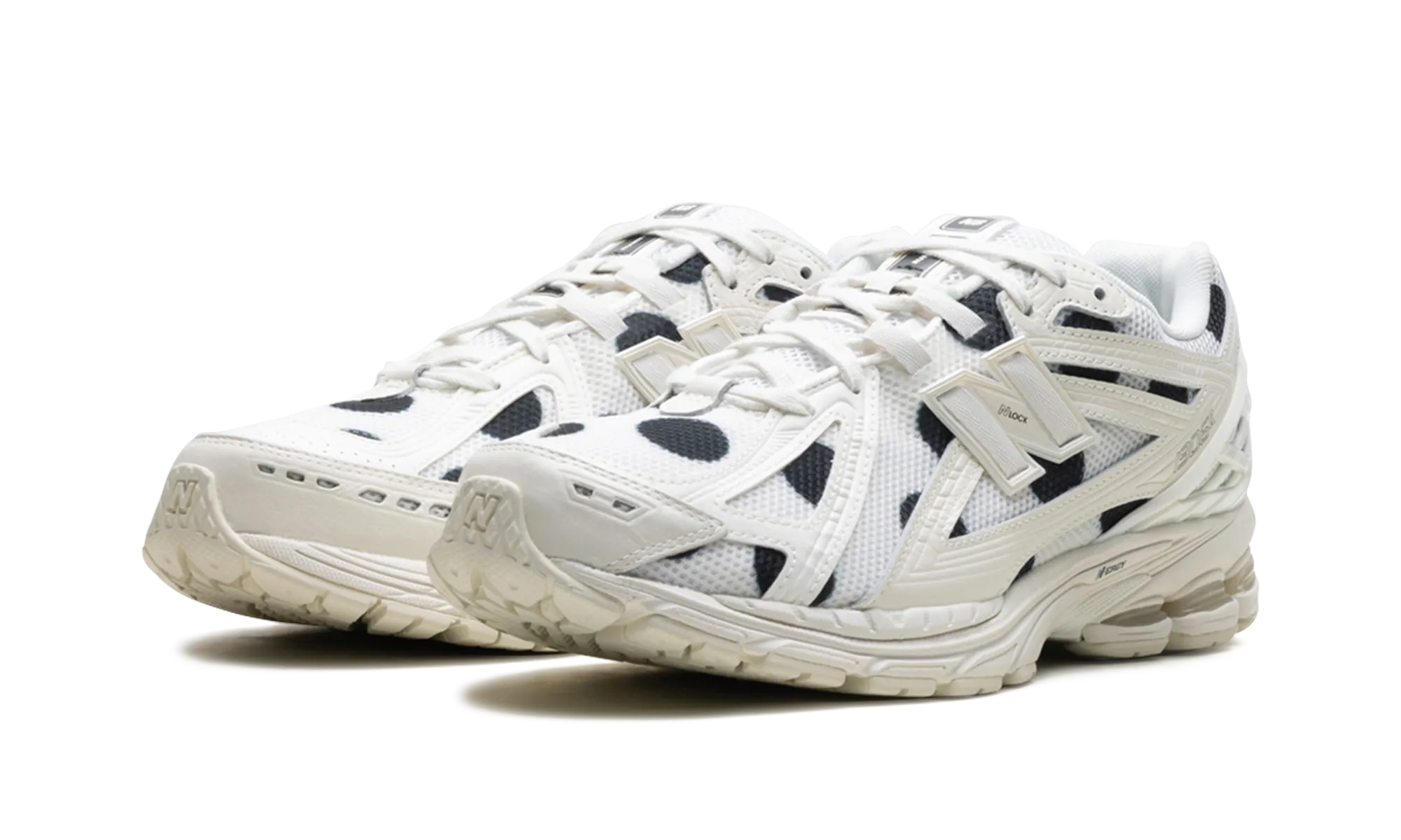 intense - use shoes Mizuno Wave 1906R "Polka Dot Sea Salt"