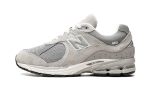 2002R Gore-Tex "Concrete" Toe Comfort social running shoe appeal