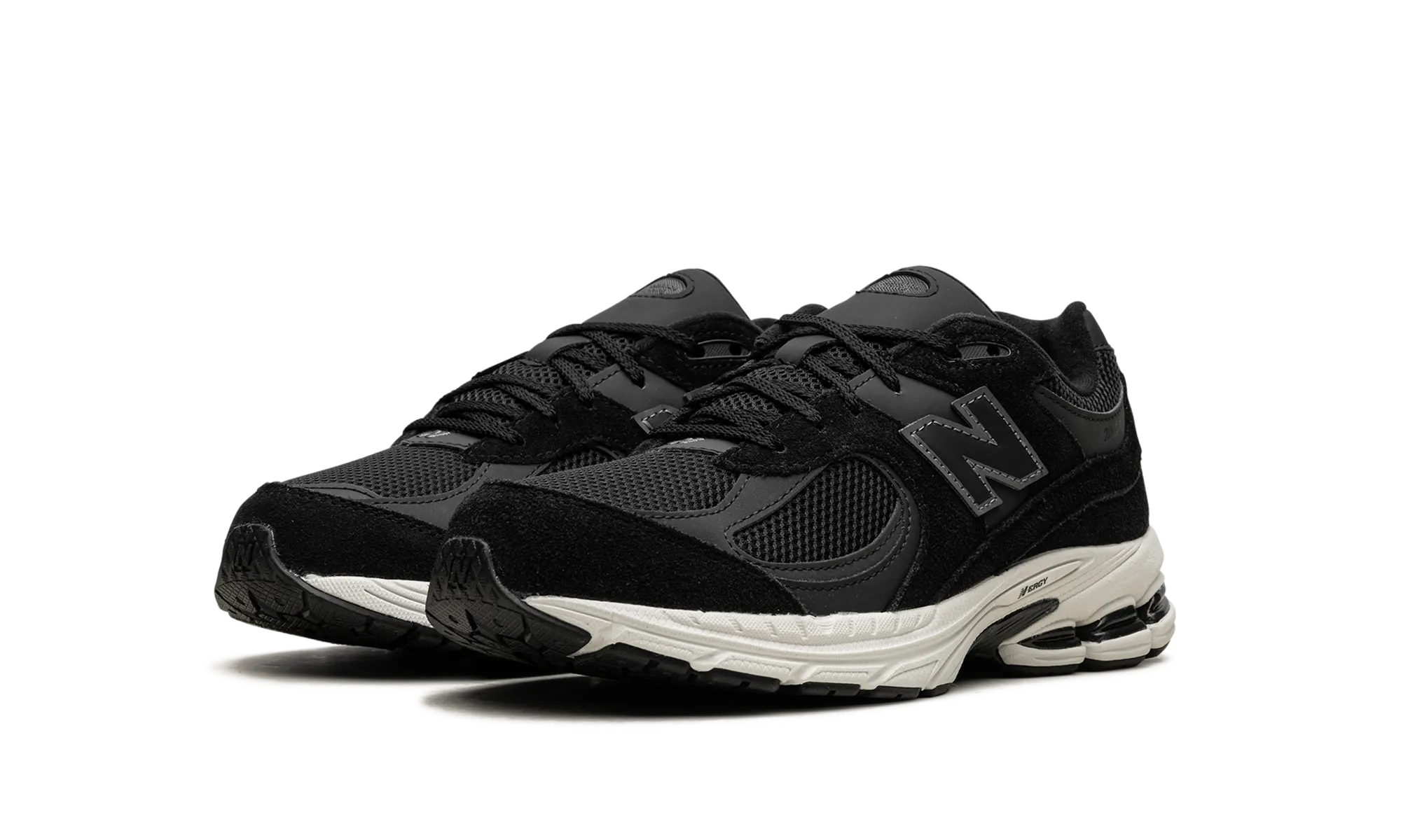 2002R GS "Black" thermal shoes