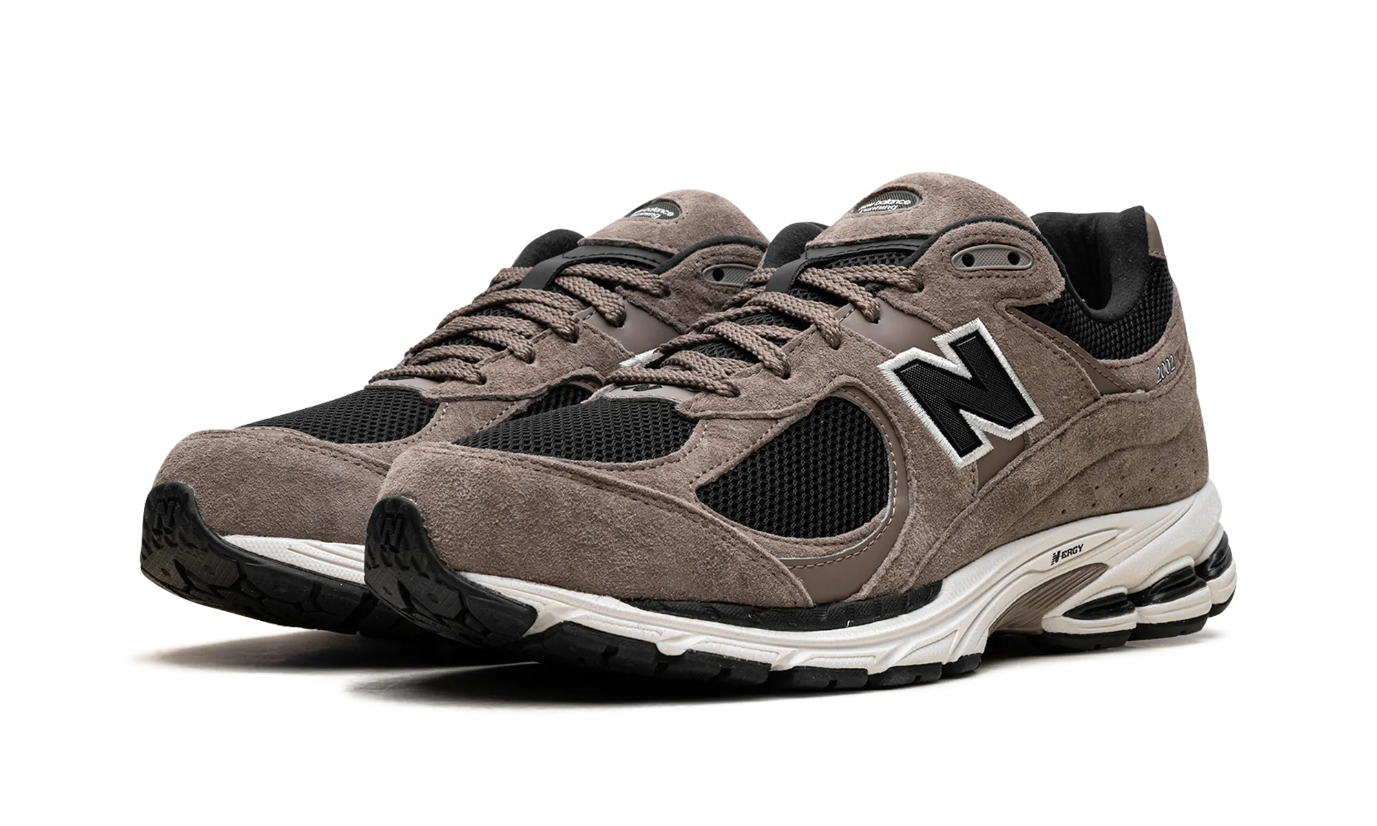 2002R "Driftwood Black" aesthetic - design shoes
