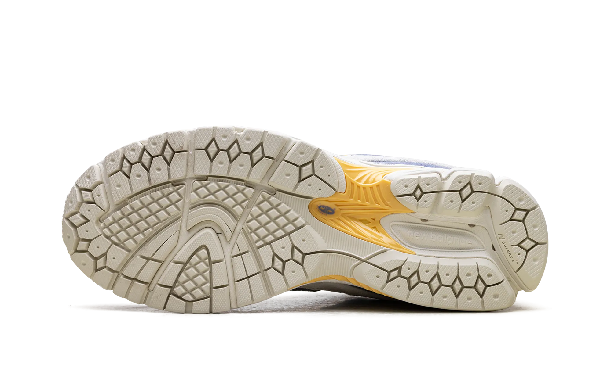 2002R "Dusk Shower Clementine Sea Salt" Relay - race multi - density - midsole - feature shoes