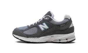 hard - ground shoes 2002R "Magnet"