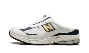 Seamless Upper fun run running wear 2002RM "White / Blue"