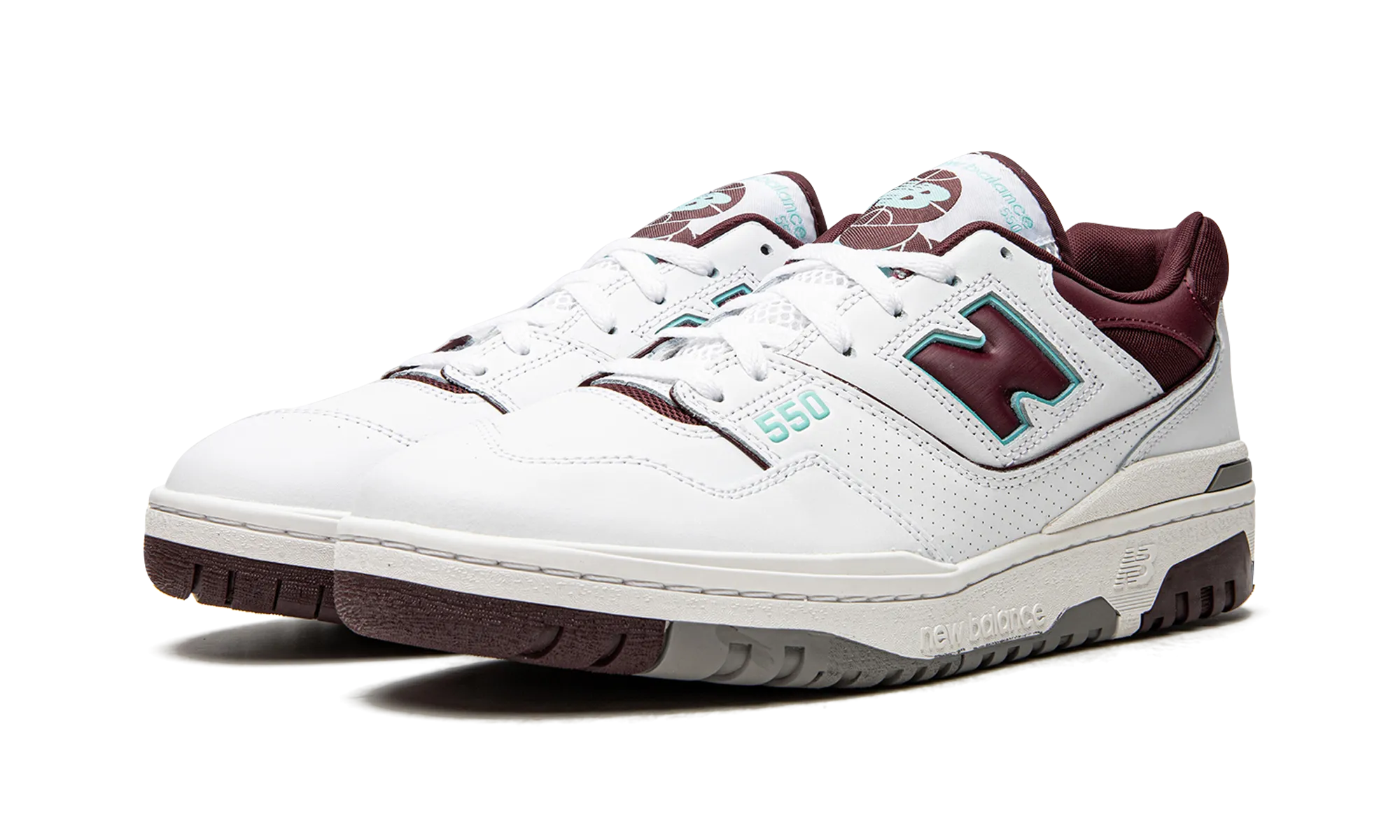 550 "Burgundy / Cyan" running in a frozen waterfall area shoes duathlon running gear