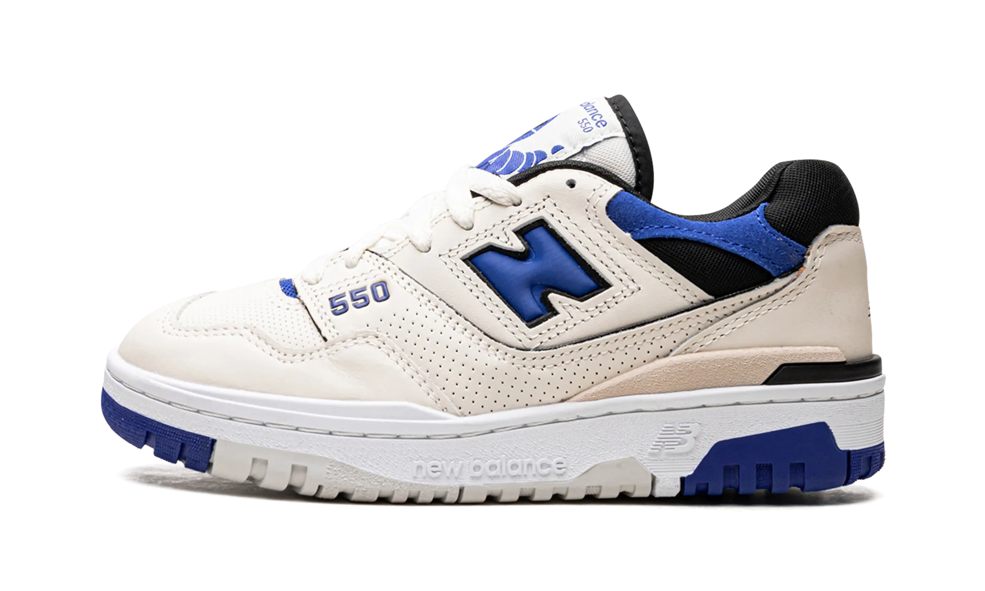 running in a seagrass meadow area shoes Recovery Gear 550 "Team Royal"