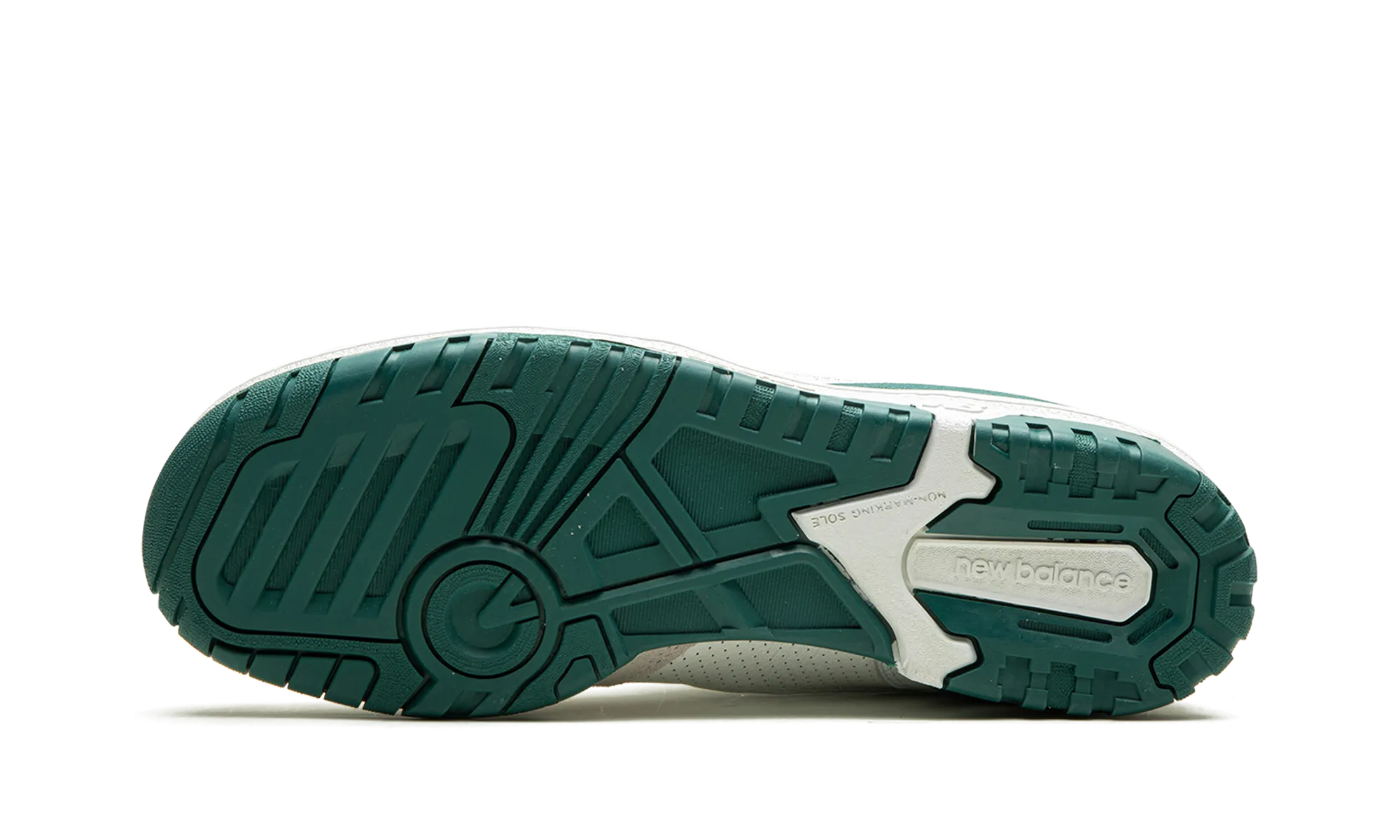 550 "Vintage Teal" fast - paced running shoes running in snowy weather