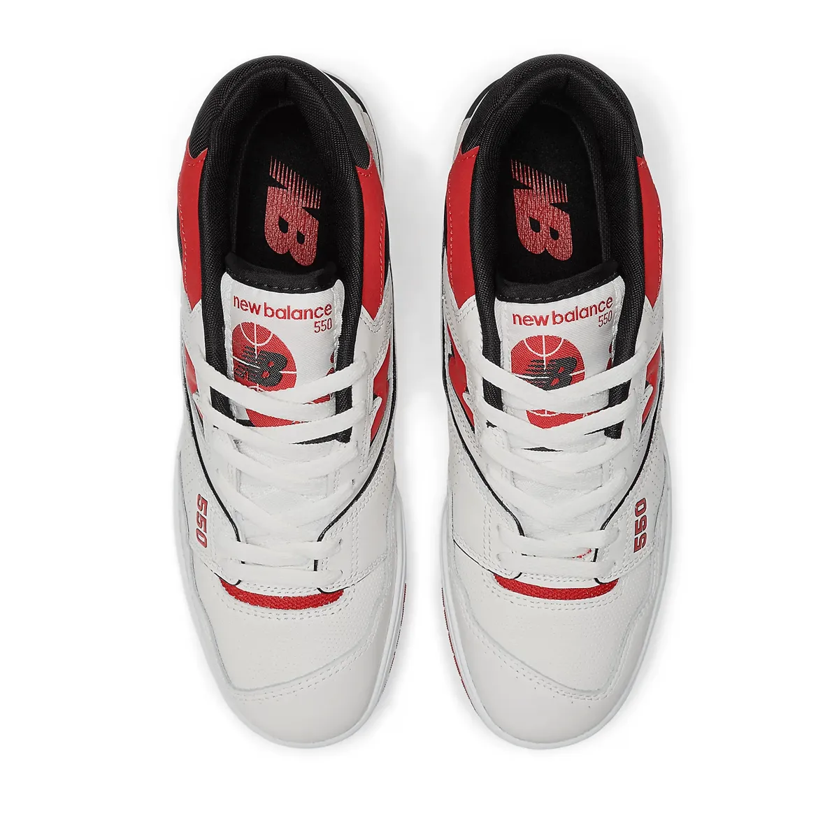 Field Walk 550 'Sea Salt True Red'