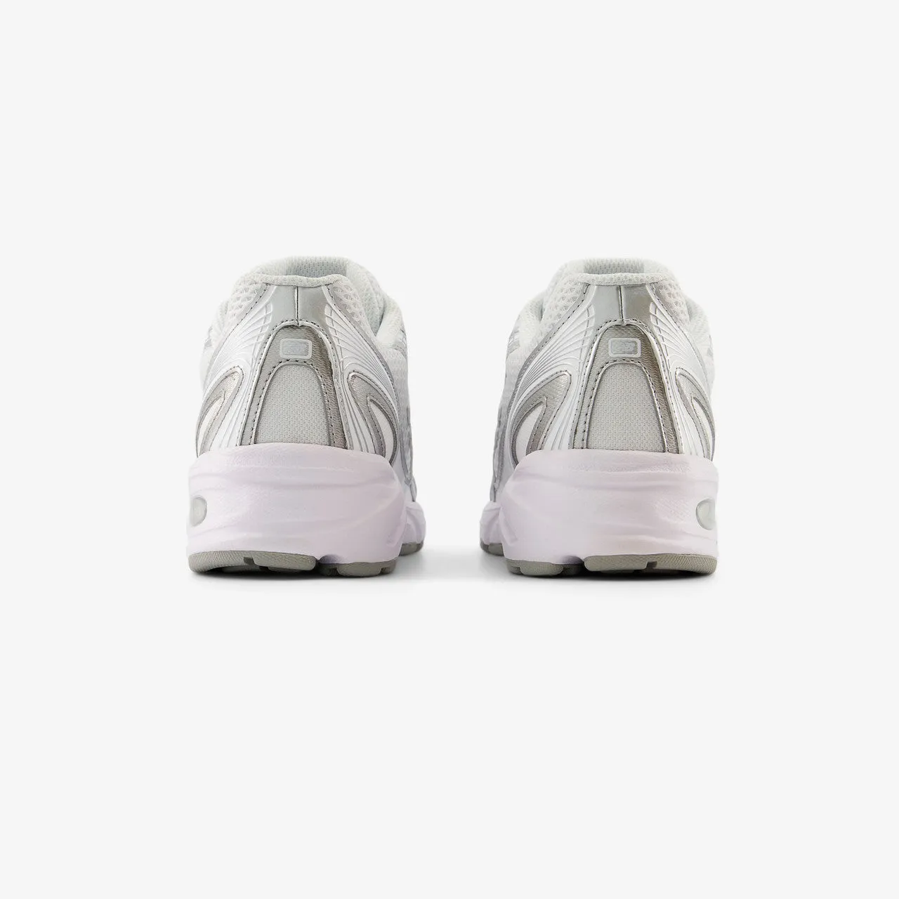 740 Modern Motion