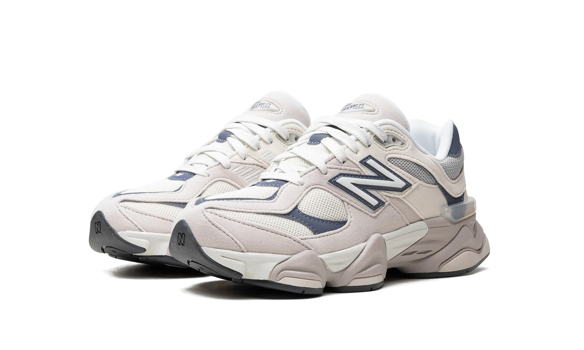 9060 GS "Moonrock Linen" daytime - running appeal