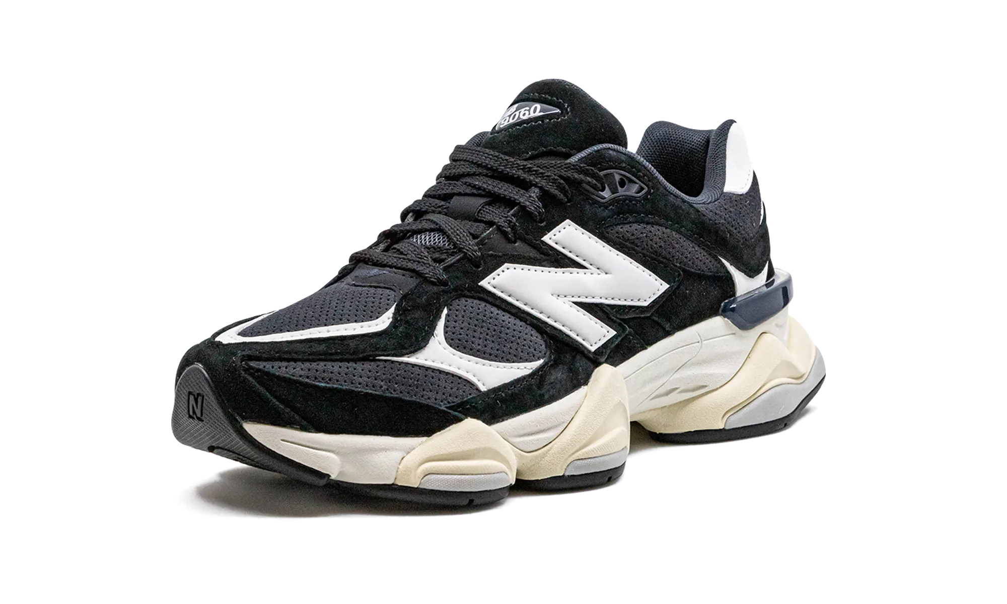9060 "Black / White" sports lovers