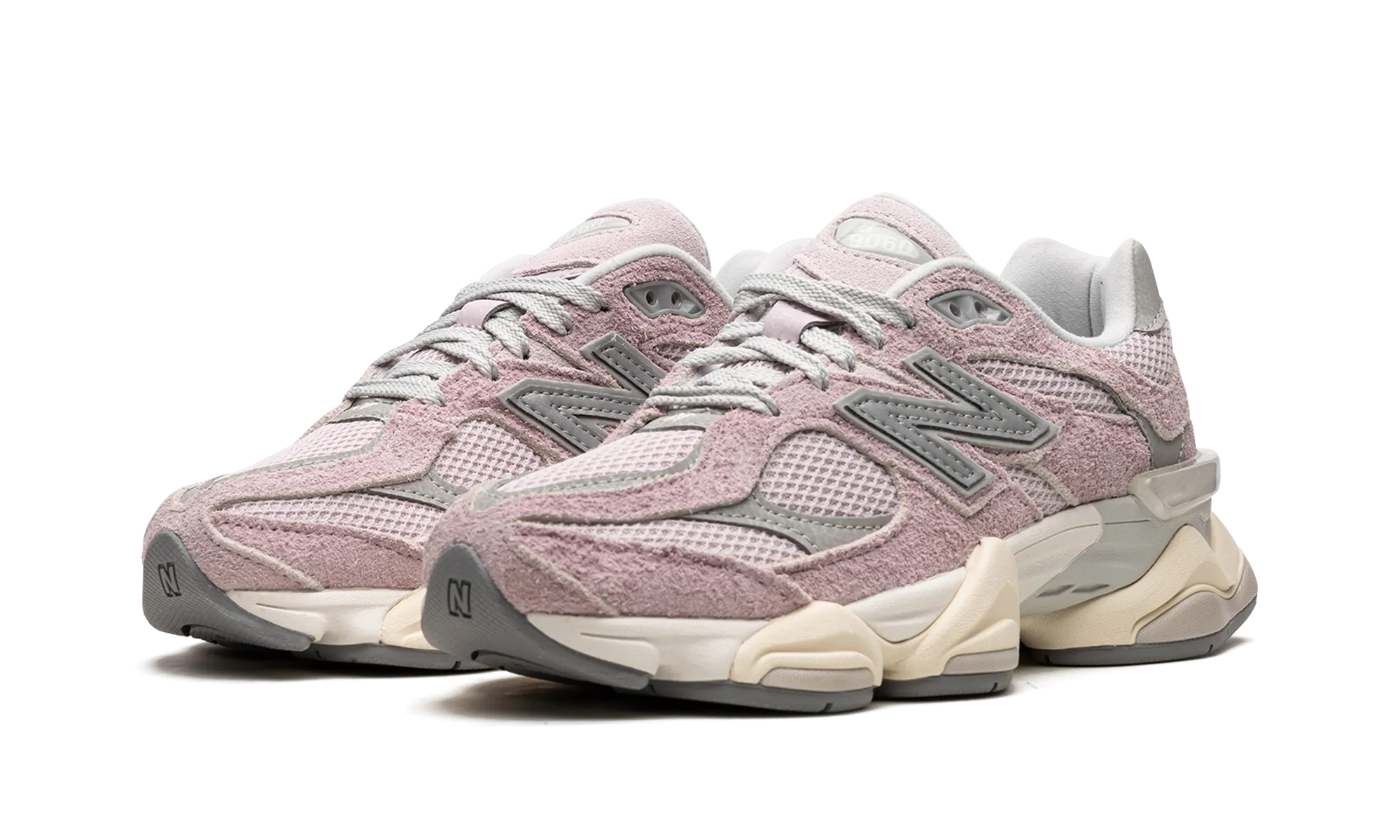 9060 "December Sky" marathoners' shoes