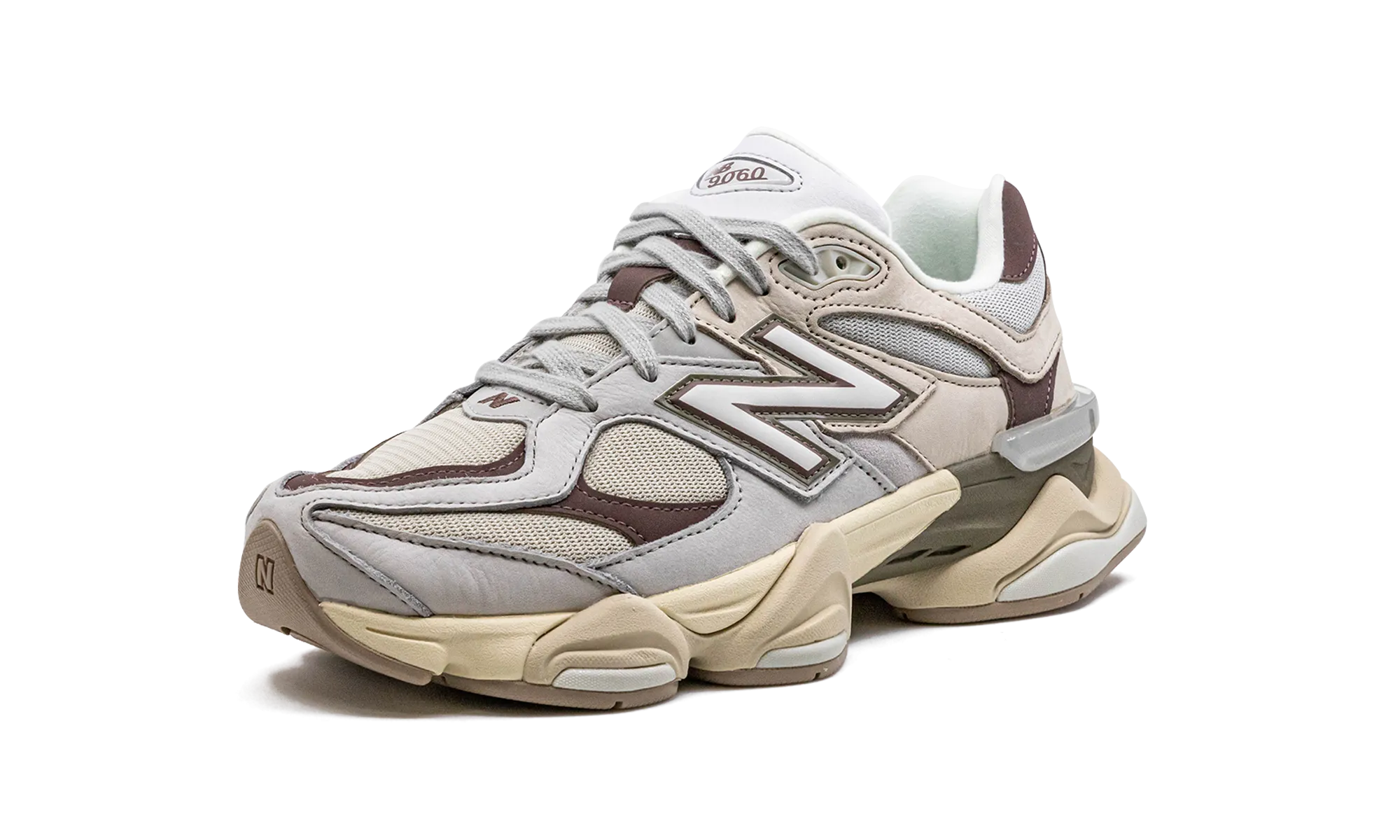 9060 "Grey Matter / Timberwolf" supportive foam shoes Athletic