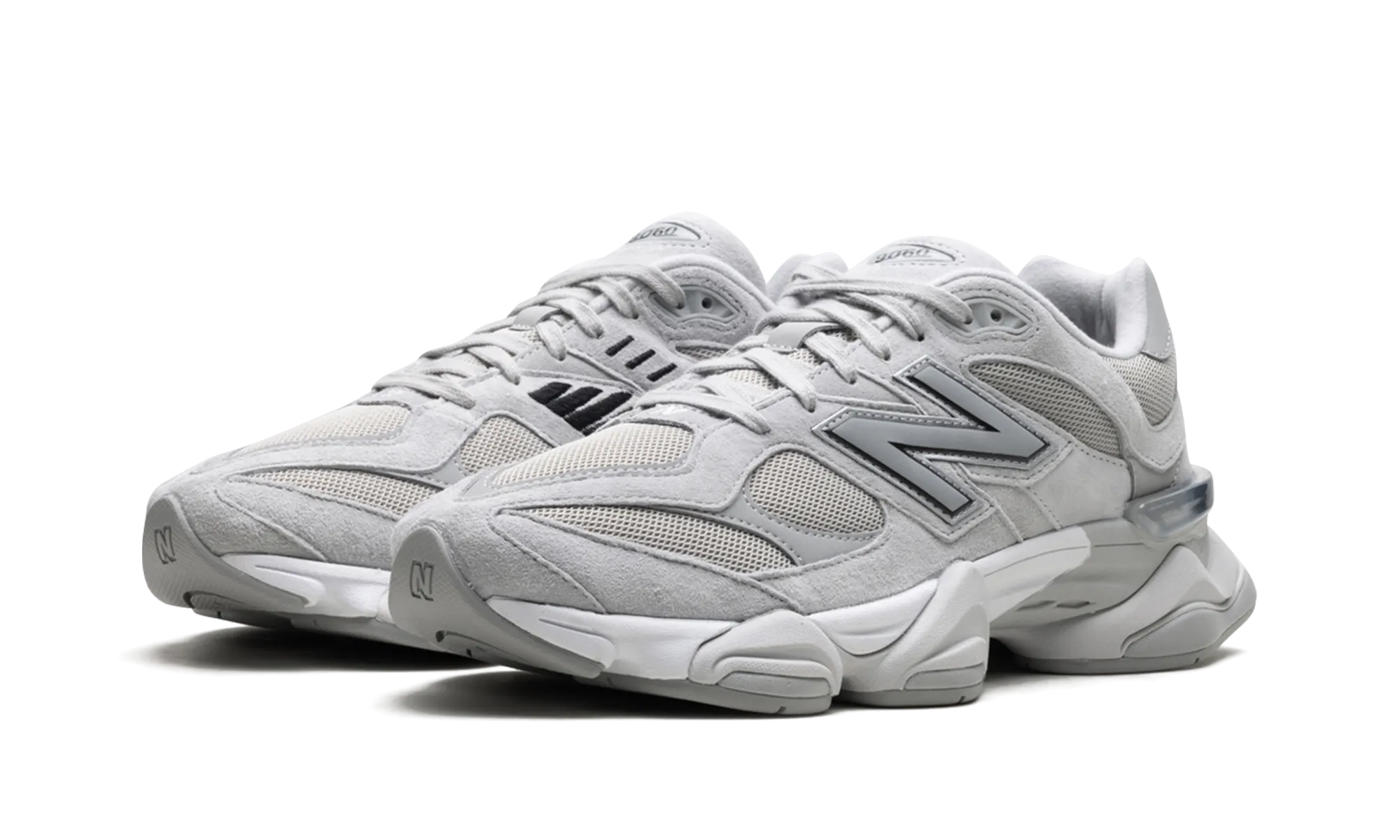 rough - surface shoes 9060 "Silver Metallic Grey"