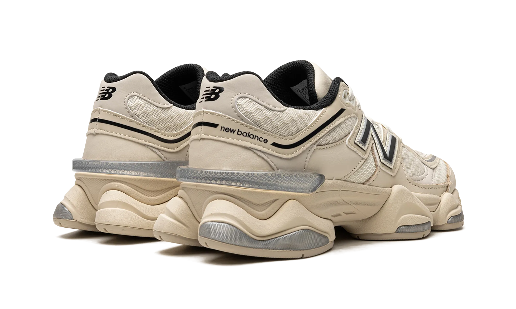 9060 "Turtledove" climbing shoes