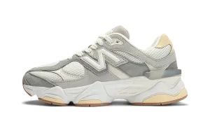 moisture - wicking - technology shoes Foam Cushion 9060 v1 GS "Sea Salt"