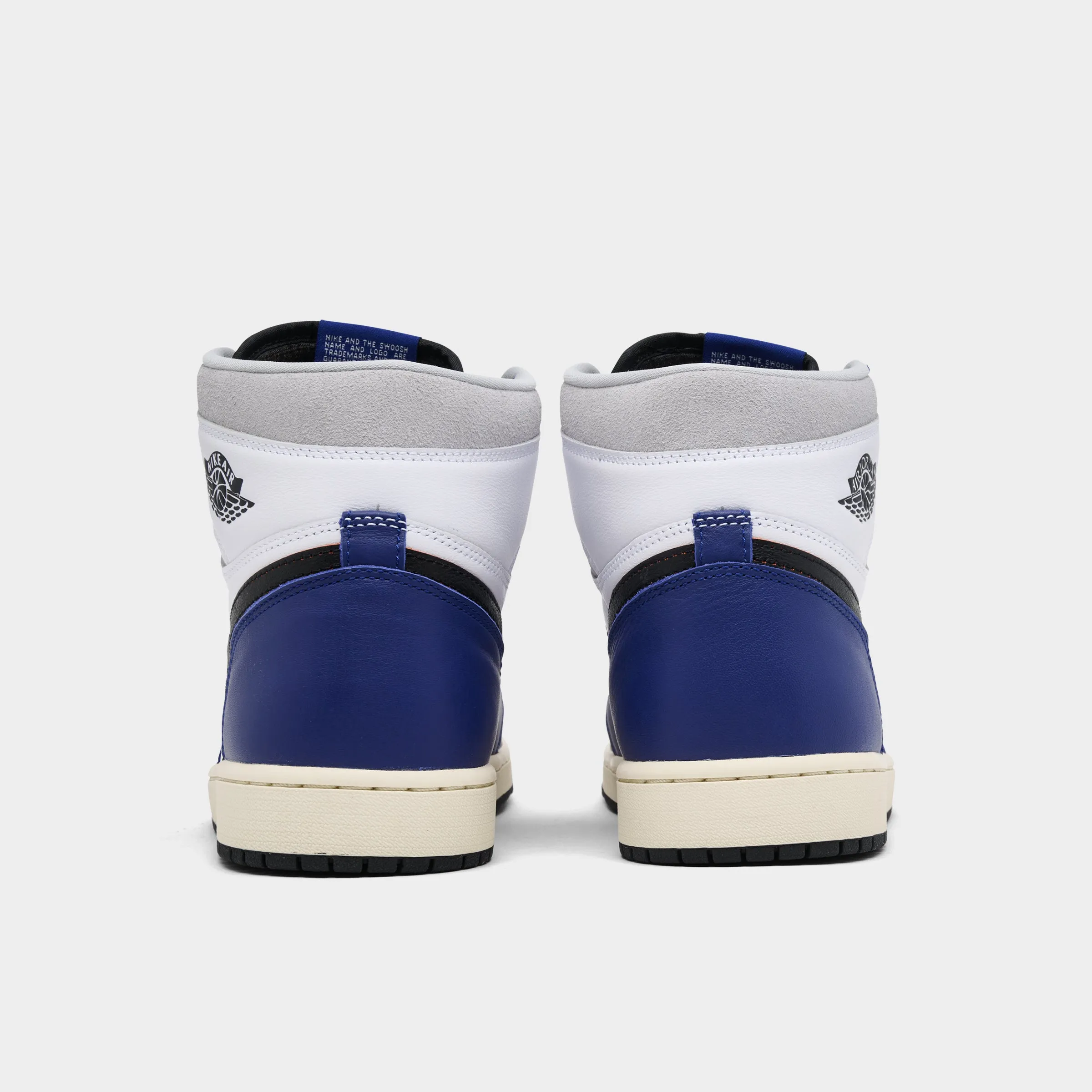 Blossom Step Coach Step Jordan 1 Retro High OG White / Black / Neutral Grey - Deep Royal Blue