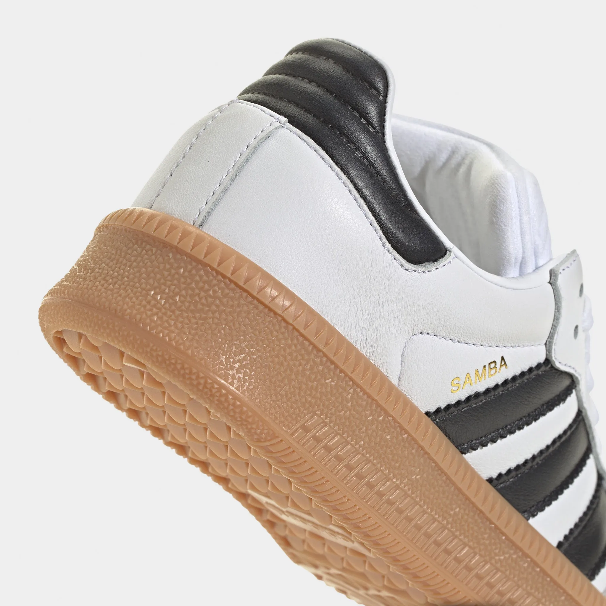 Hill Walk adidas Juniors' Samba XLG White / Black - Gum