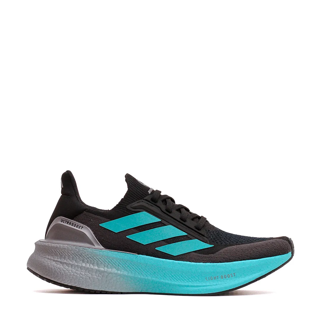 Adidas Men Ultraboost 5X Mercedes-AMG Petronas Formula One F1 Team JR9386 running in a steppe area shoes on - road running shoe proficiency