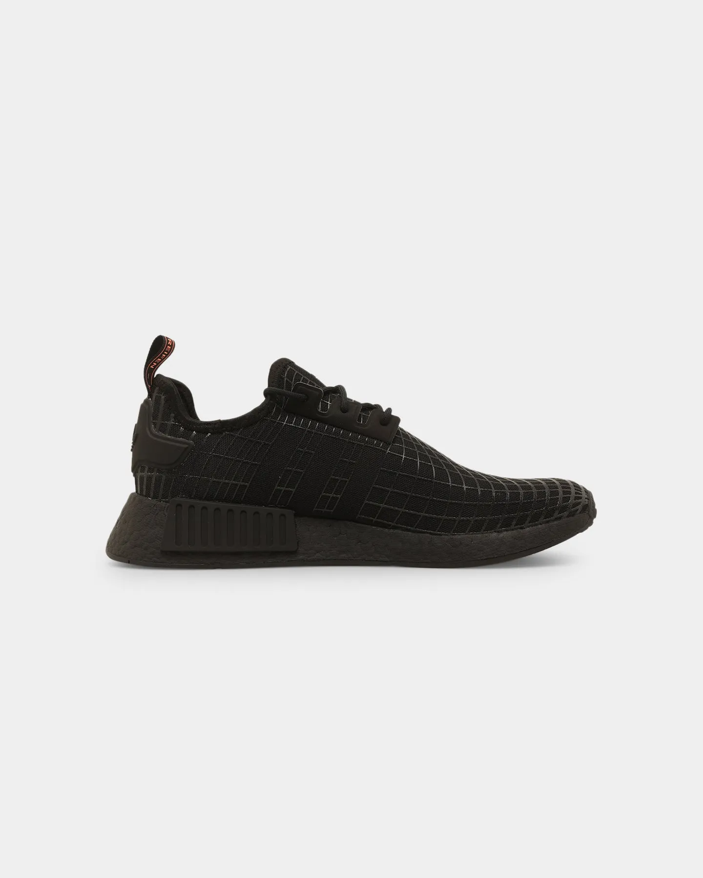 Lace Tie Adidas NMD_R1 Core Black/Core Black