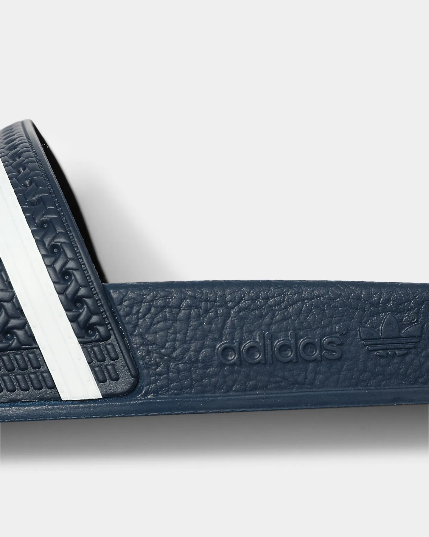 Silk Feel Stable Step Adidas Originals Adilette Slide Navy/White