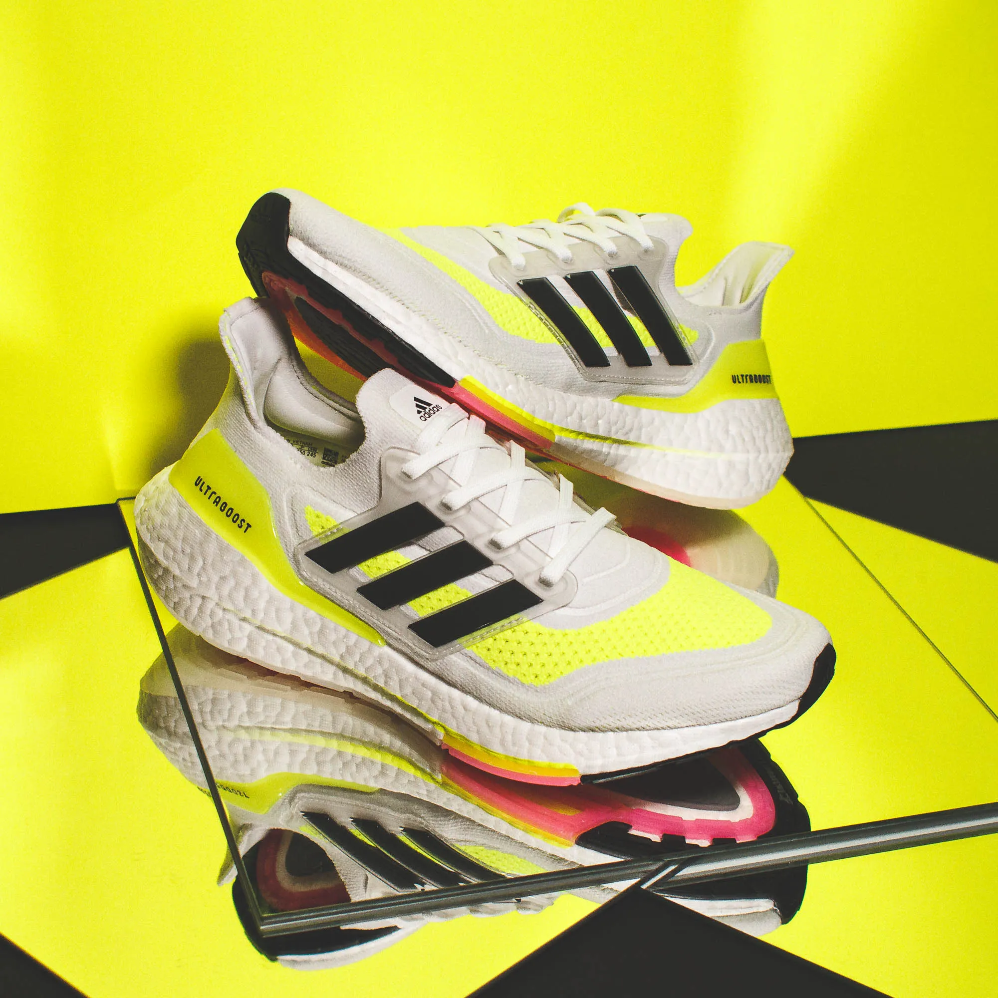 casual - sneakers Adidas Running Women Ultraboost 21 White Black Yellow FY0401