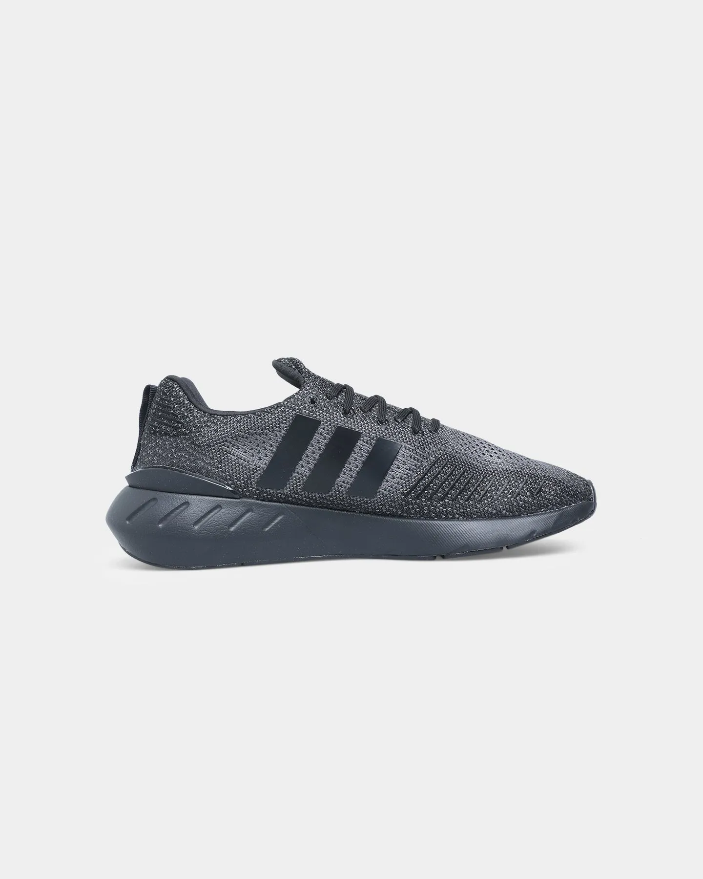 Padded Freeze Proof Adidas Swift Run 22 Core Black / Core Black / Grey Five