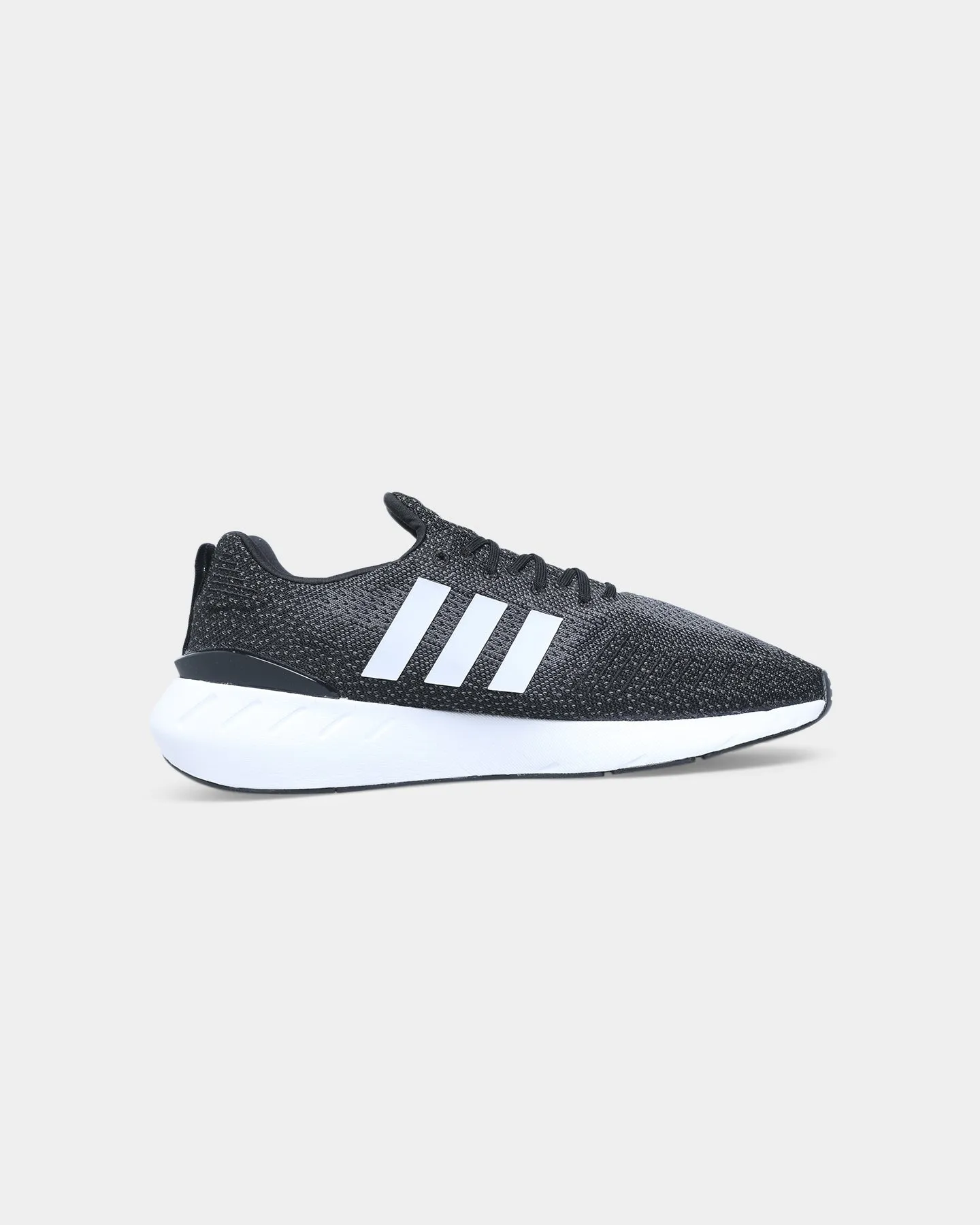 Cyber Mode Adidas Swift Run 22 Core Black/Cloud White/Grey Five