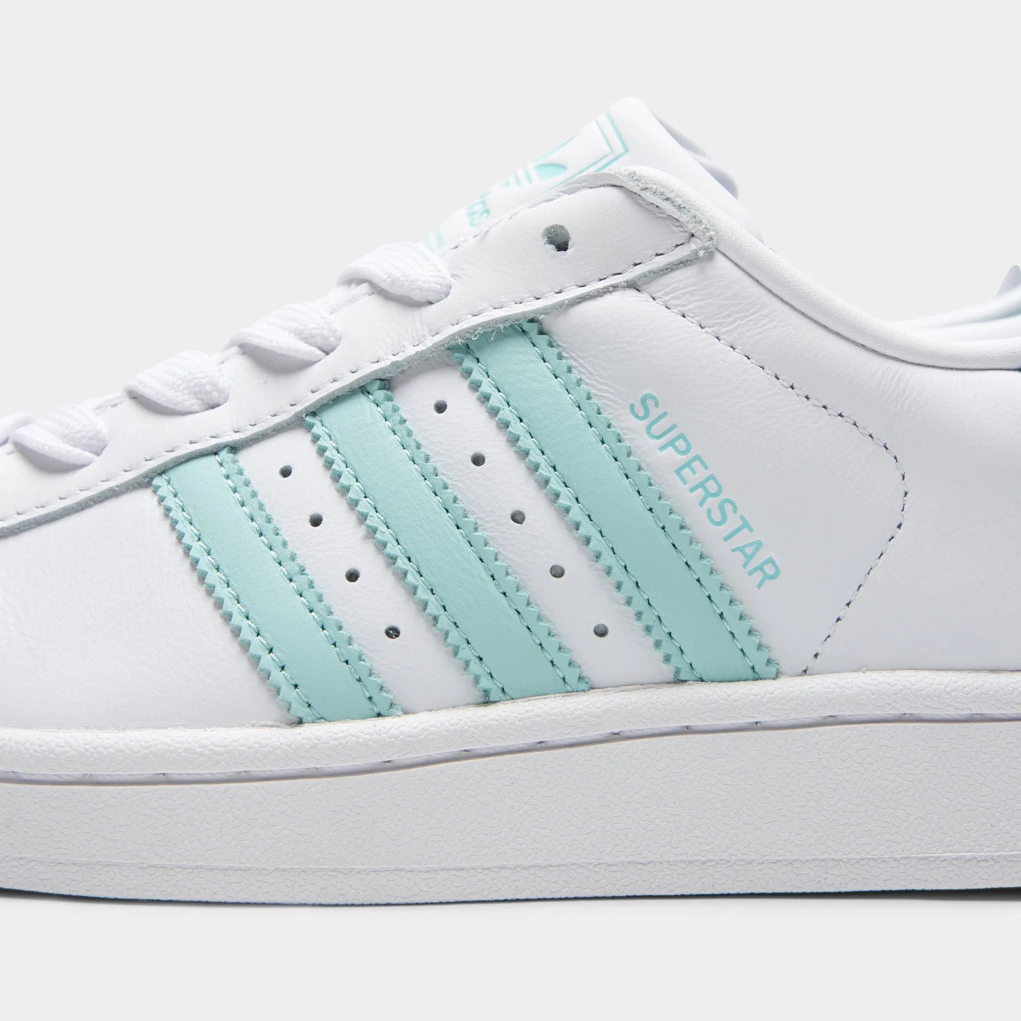 Cross Road Block Walk adidas Women's Superstar II White / Semi Flash Aqua - Easy Mint