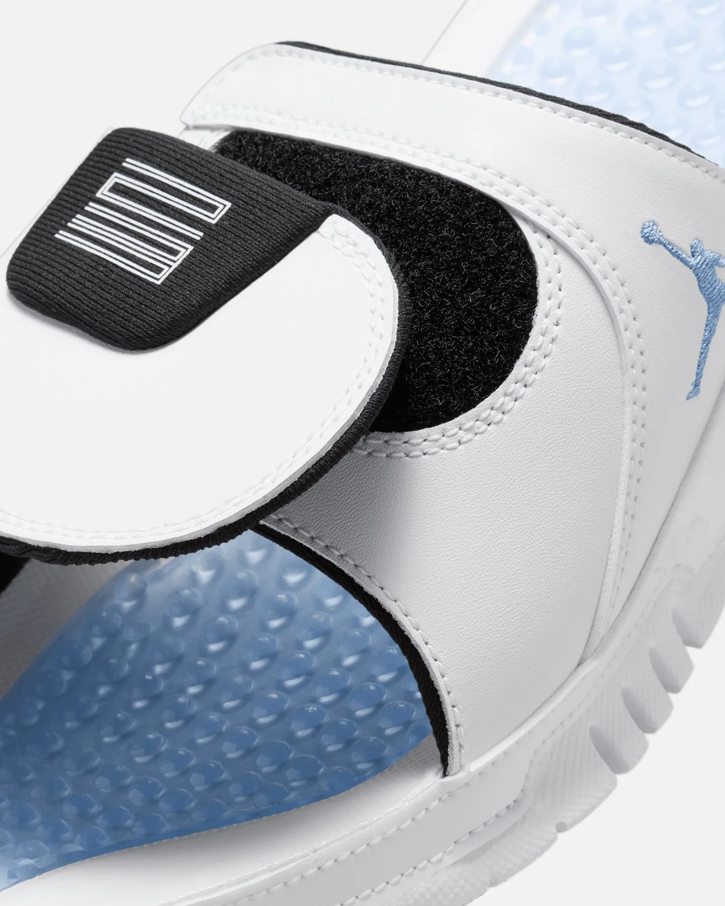 Low Top Celebrity Vibe Jordan Hydro XI Slides White/Blue