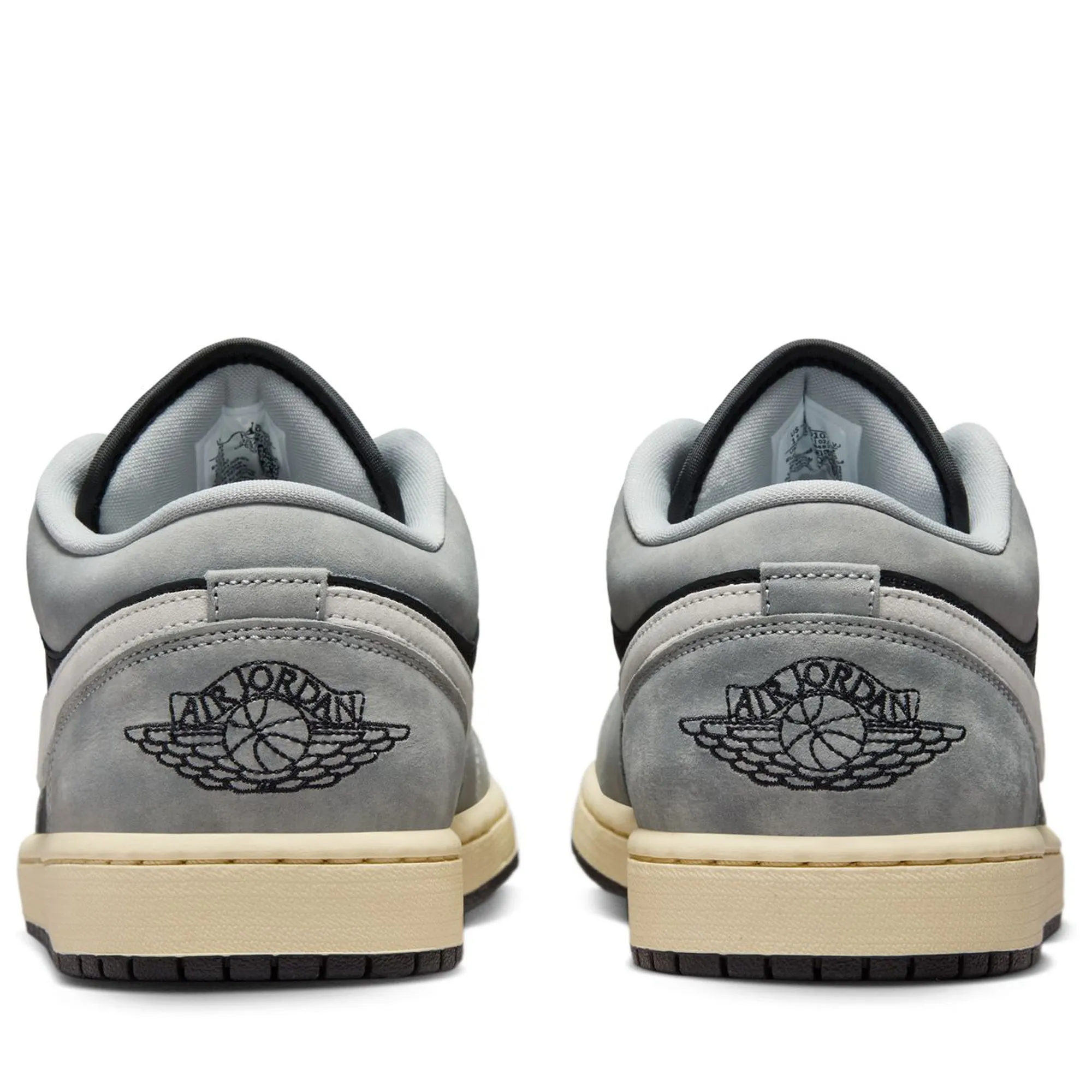 Supportive grip Air Jordan 1 Low SE - Light Smoke Grey/Black