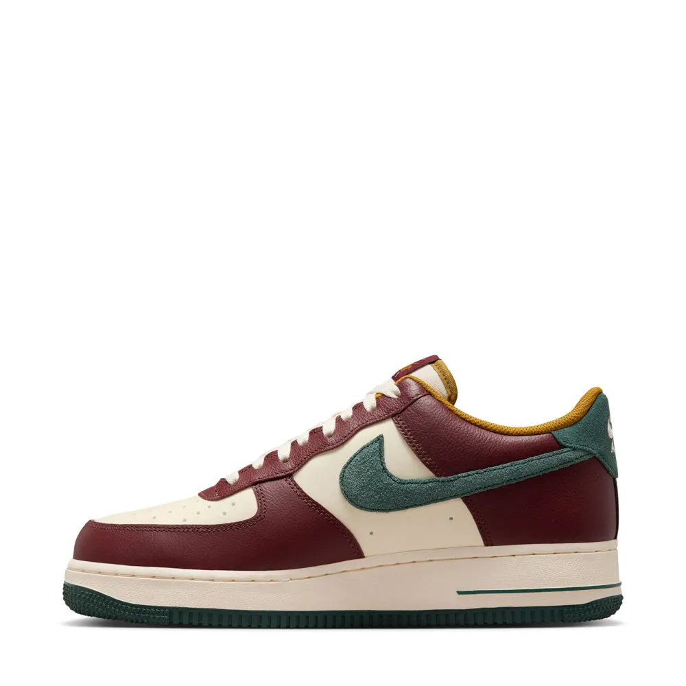 Air Force 1 Low 07 LV8 - Mens camping shoes