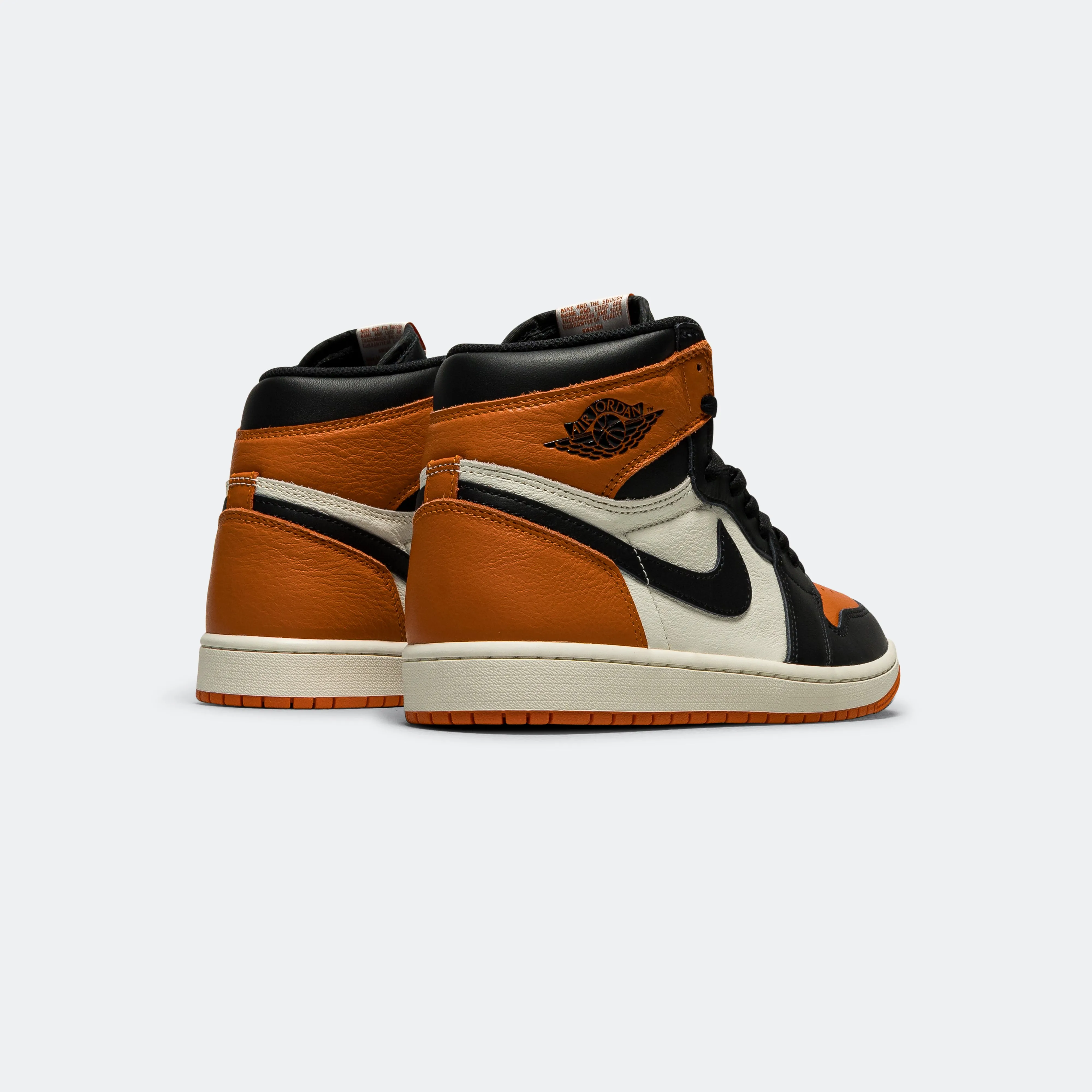 Air Jordan 1 Retro High OG - Black/Black-Sail-Starfish Upgraded piece