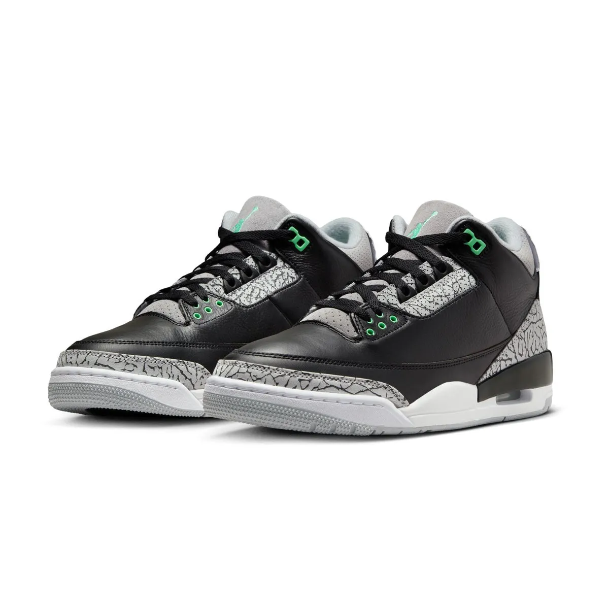 Sport Active Air Jordan 3 Retro 'Green Glow'