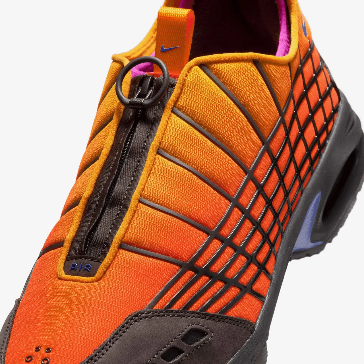 Air Max SNDR SP x Kids of Immigrants Shock Dissipating