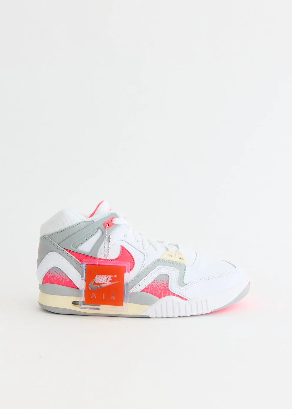Layered cushioning Air Tech Challenge 2 'Racer Pink' Sneakers
