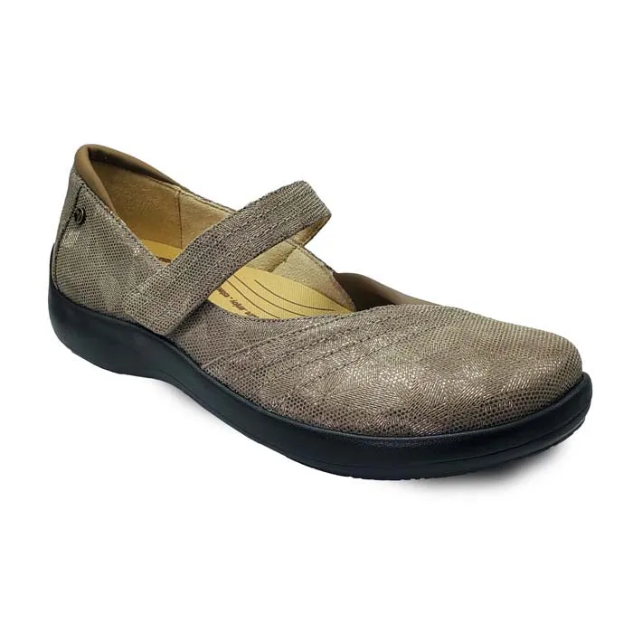 Womens Revere Timaru in Champagne Angle Valley Step Purple Dream