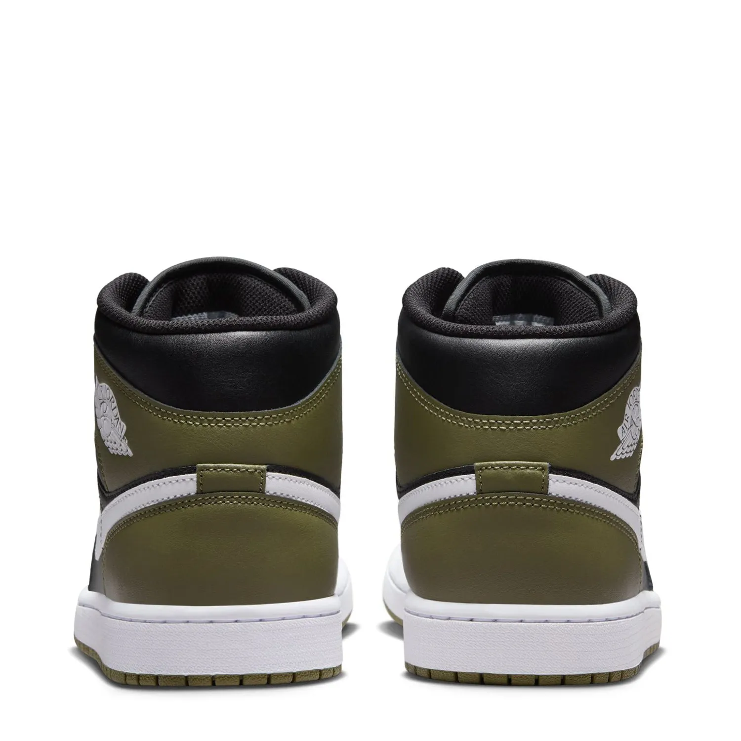 AJ 1 Mid - Mens Sweat Wicking trainers' selection