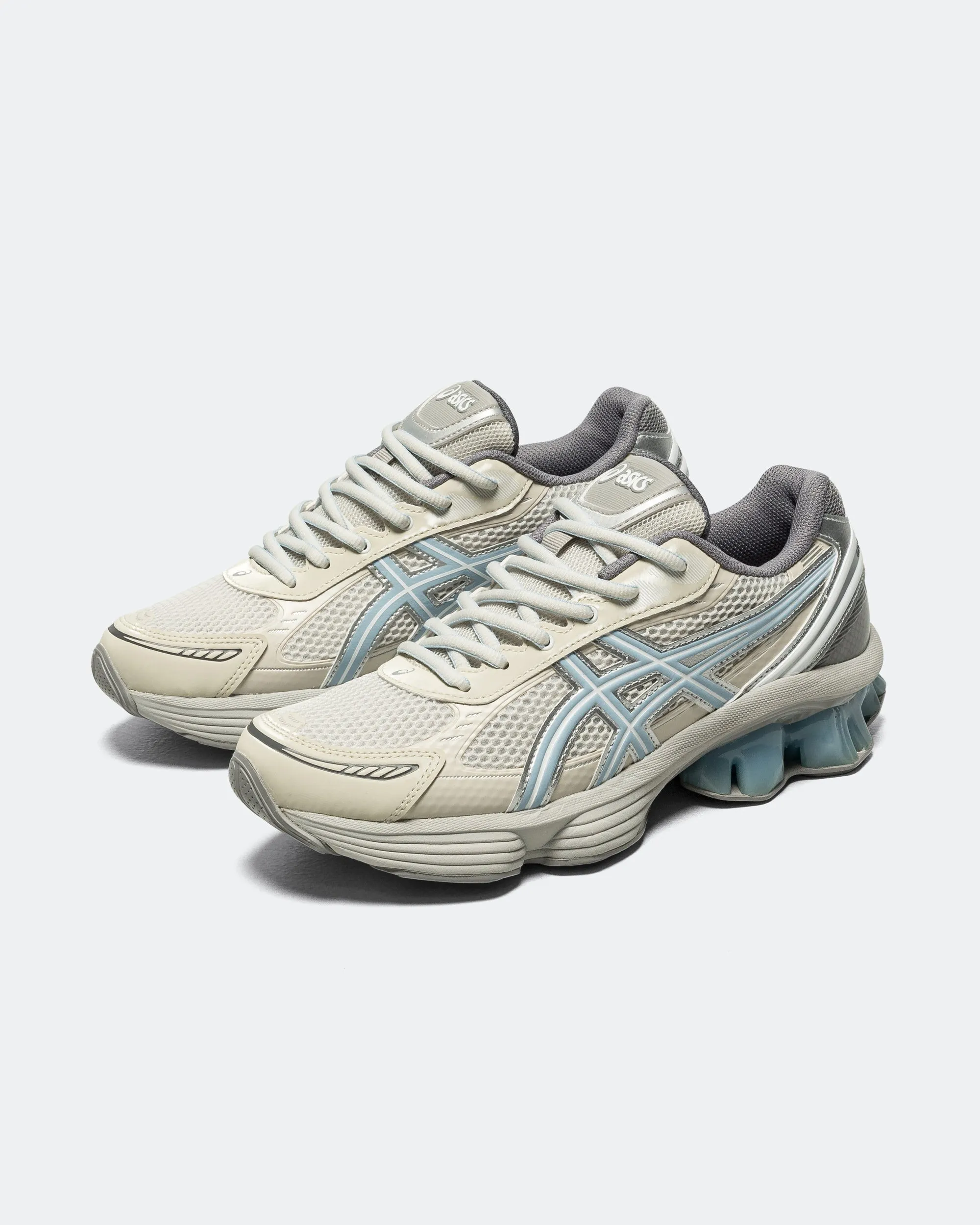 Gel-Kinetic Fluent x EMMI - Cream/Soft Sky Elastic Fit