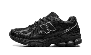 1906R "Black Metallic" Adjustable Fit