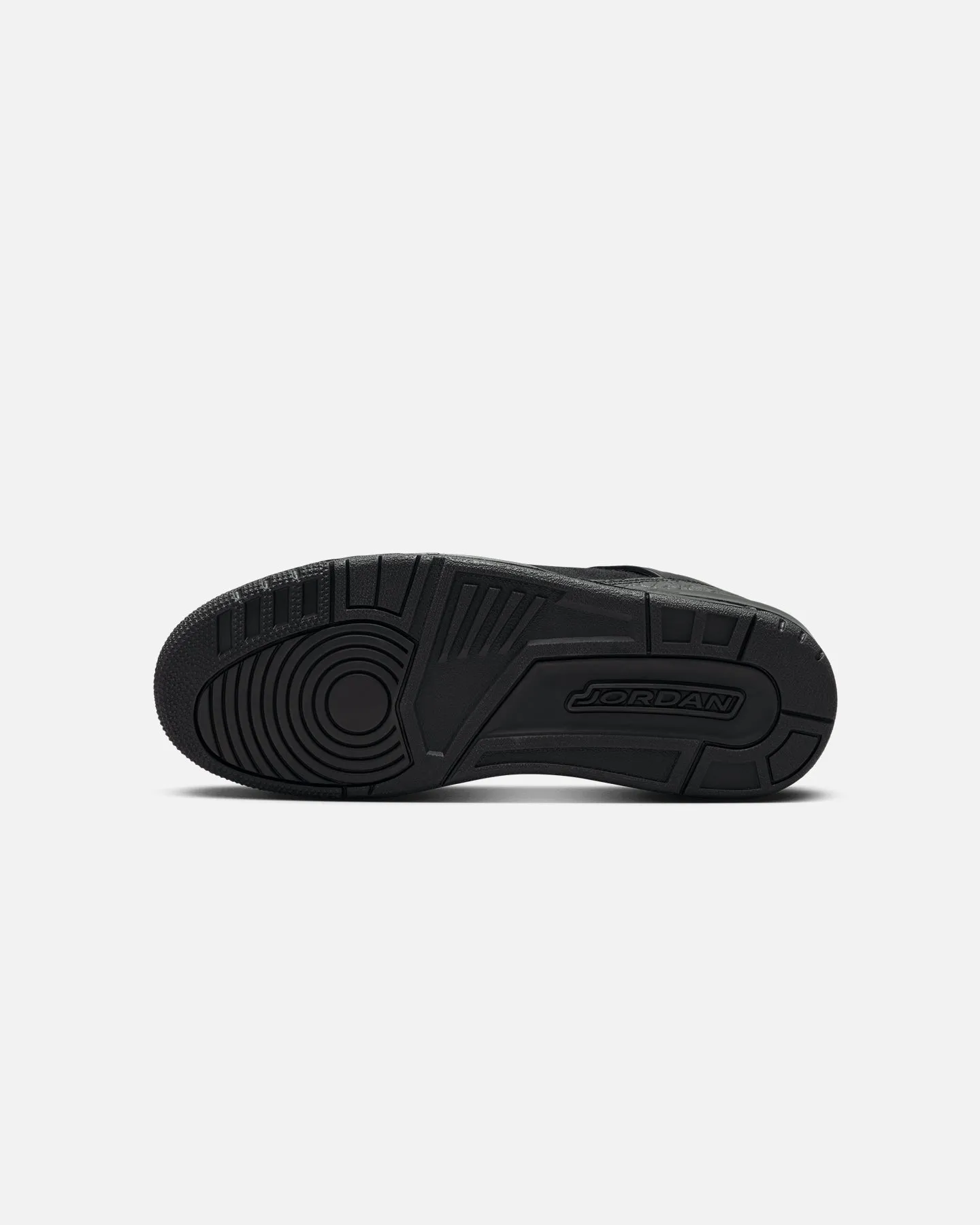 Jordan Spizike Low Black/Black evening run