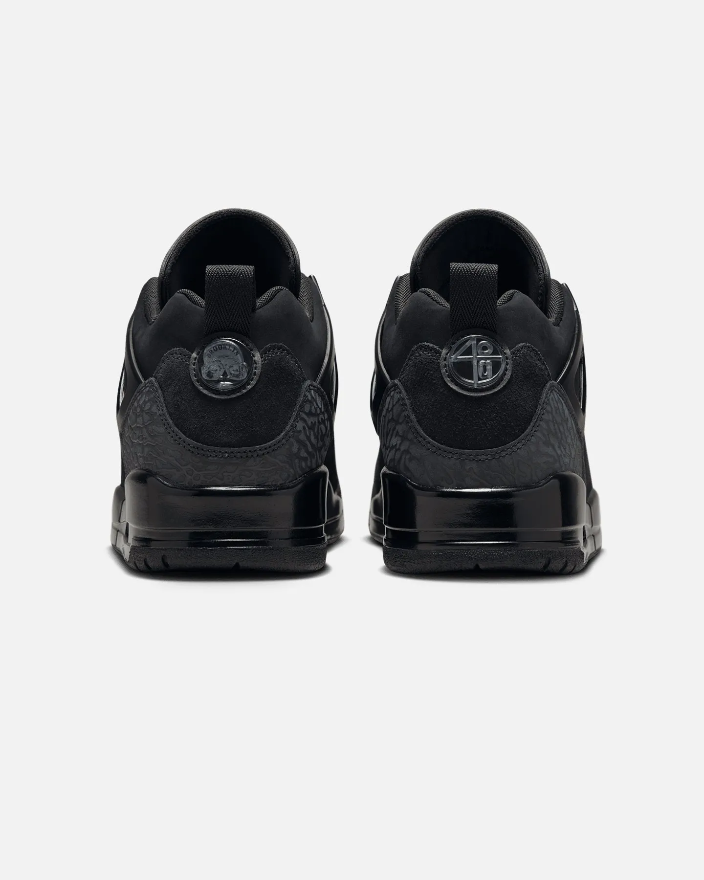 Jordan Spizike Low Black/Black Cushioned Footbed