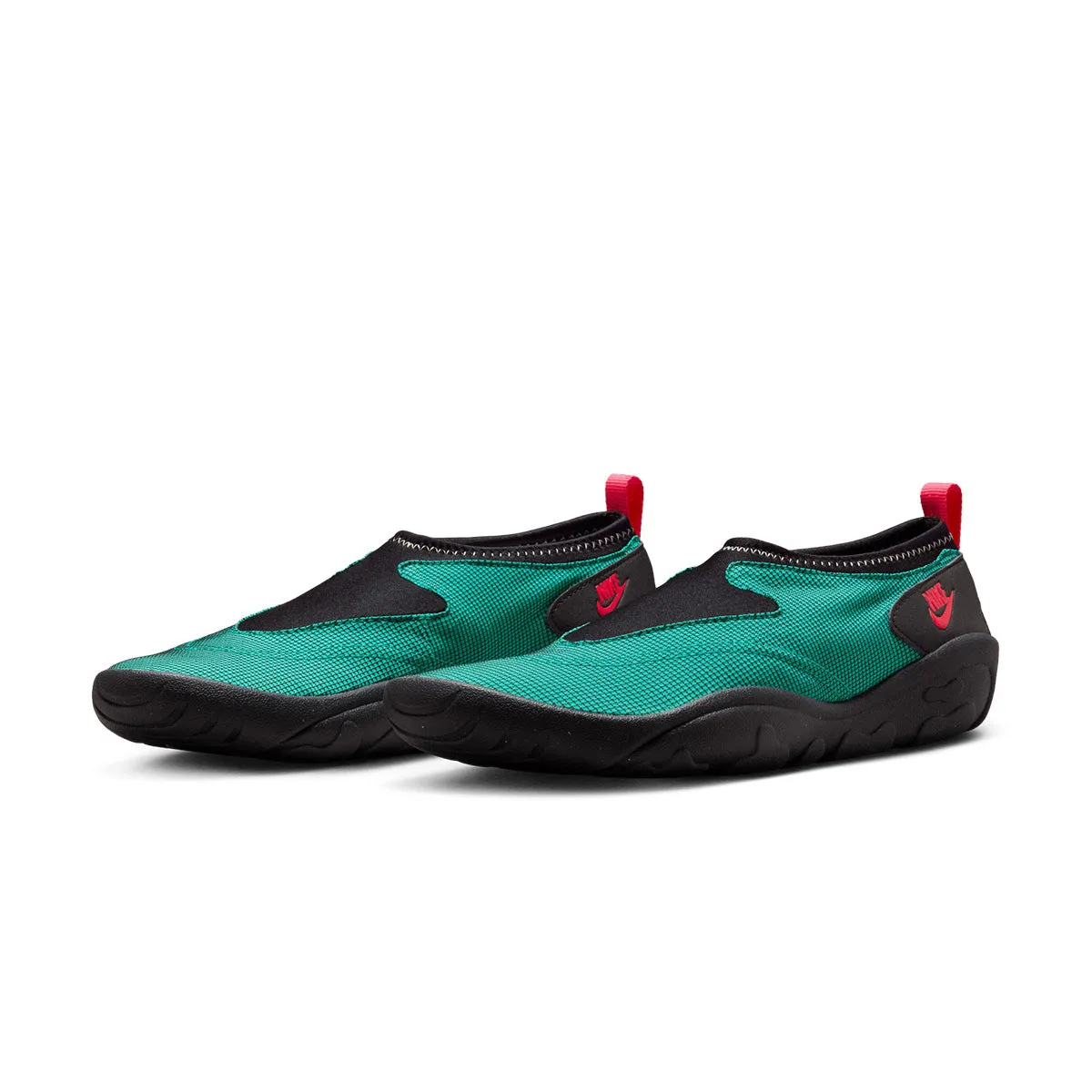 White Clean Play Mode Aqua Turf 'Turbo Green'