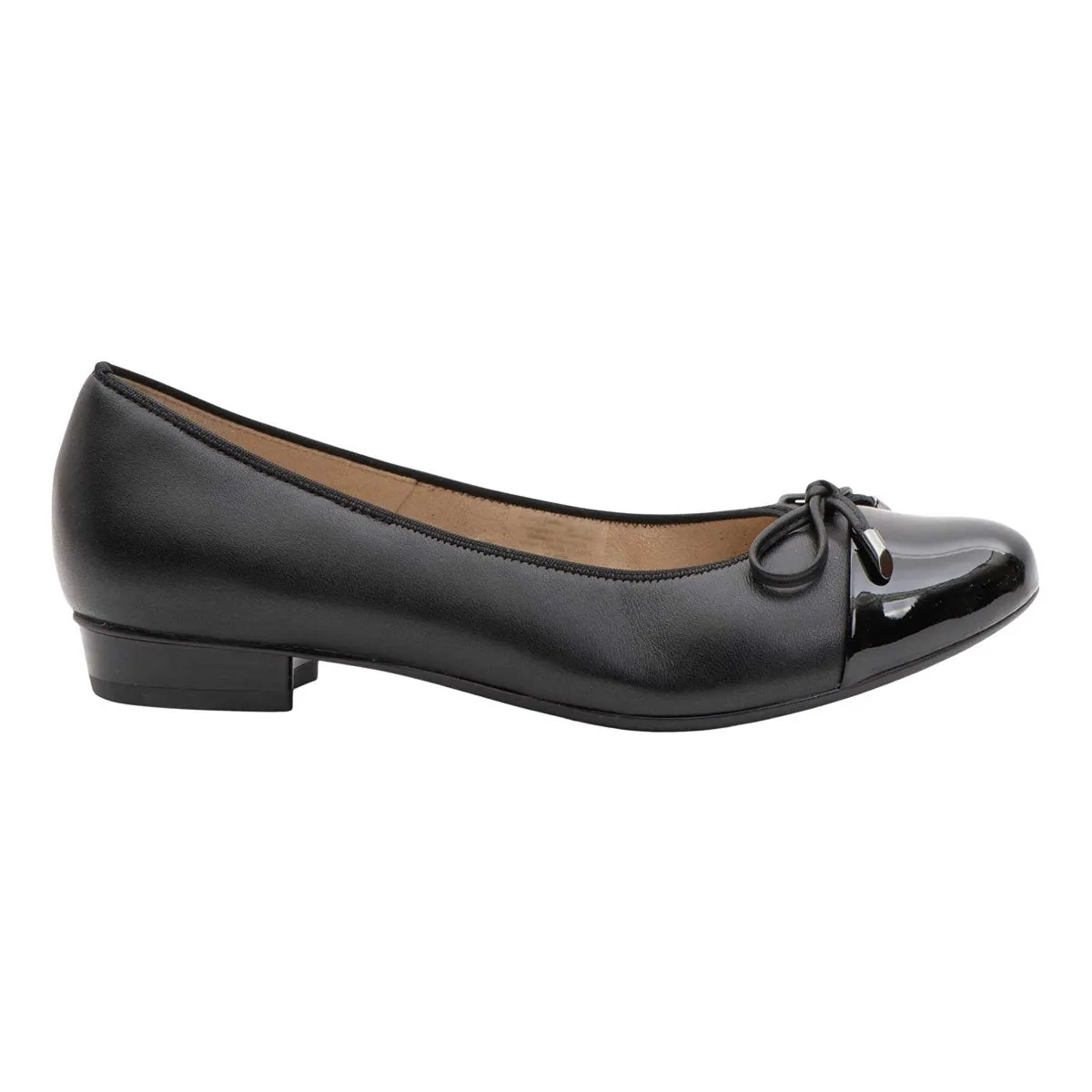 Hand Shade Mark Proof Ara Women's Belinda Leather/Patent Tip Black