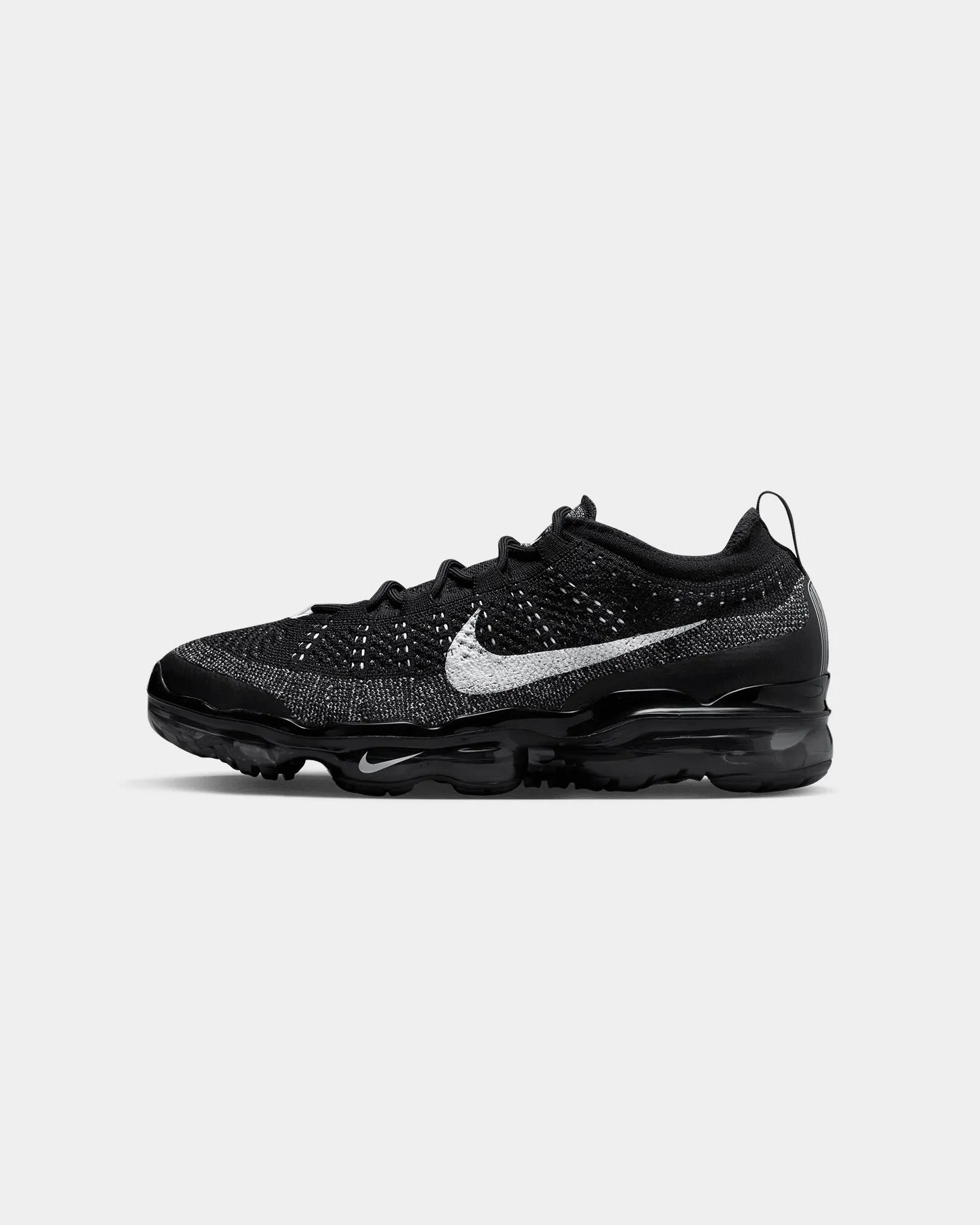 material Nike Air VaporMax 2023 Flyknit Black/White